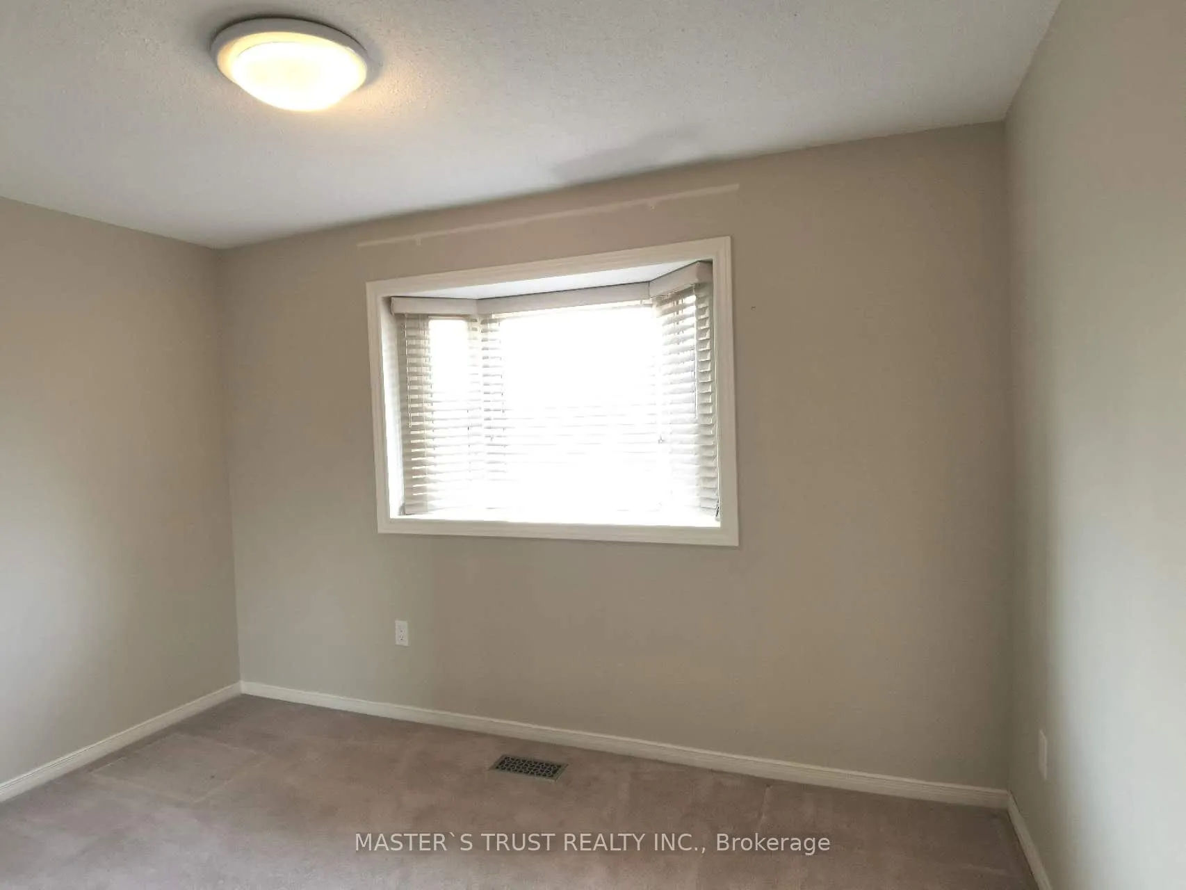 Photo 24 of 68 Lehman Crescent, Markham, Markham Village — HOMEH