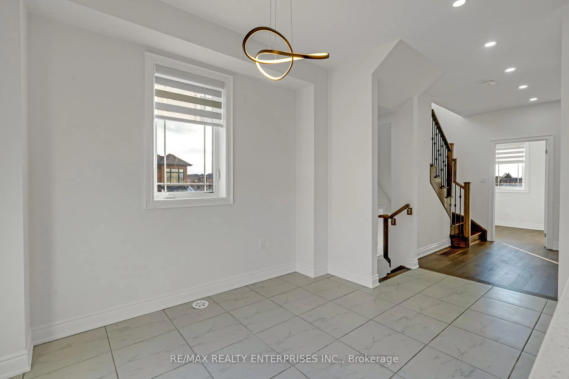 Photo 11 of 57 Baskett Street, Brantford — HOMEH