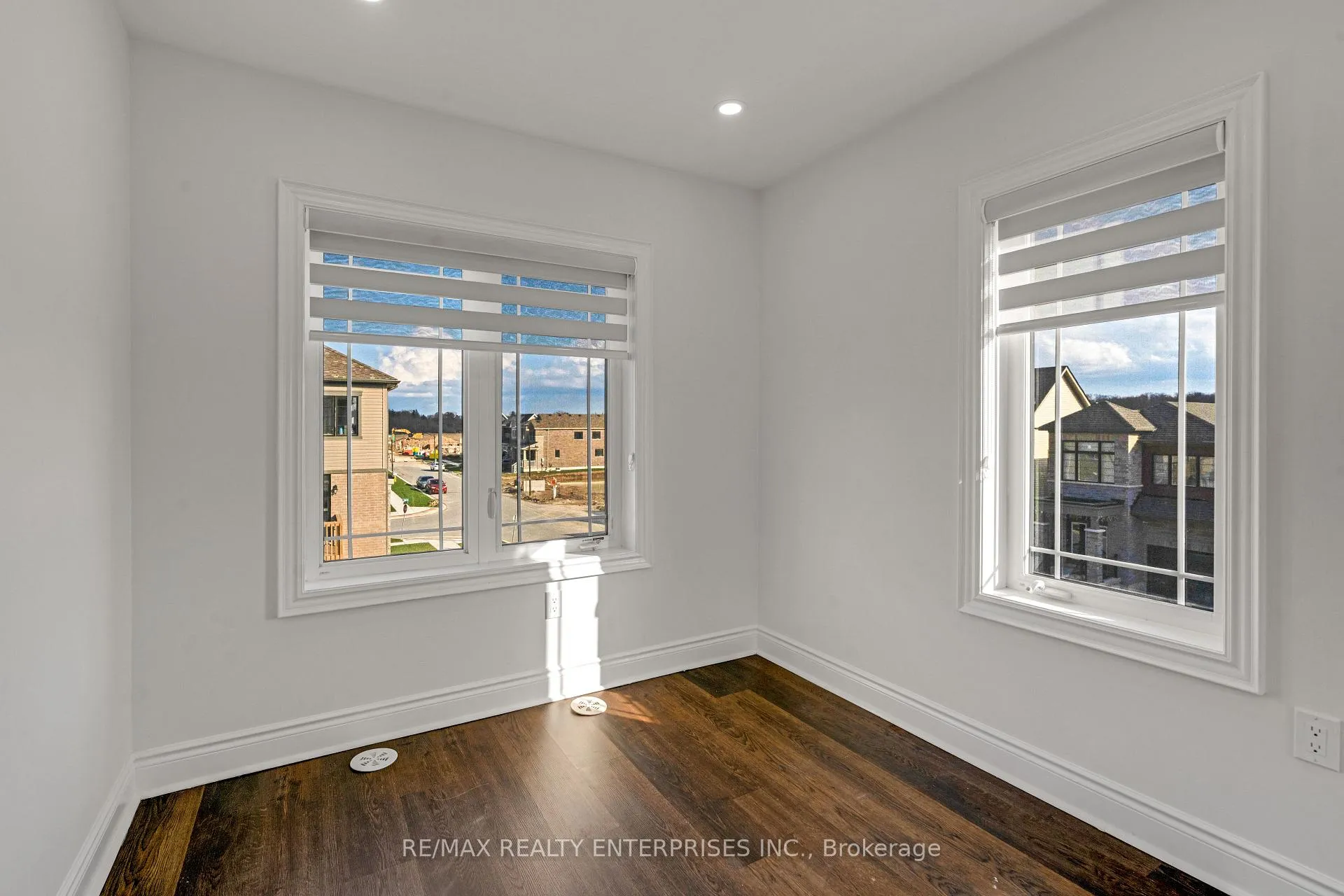 Photo 18 of 57 Baskett Street, Brantford — HOMEH