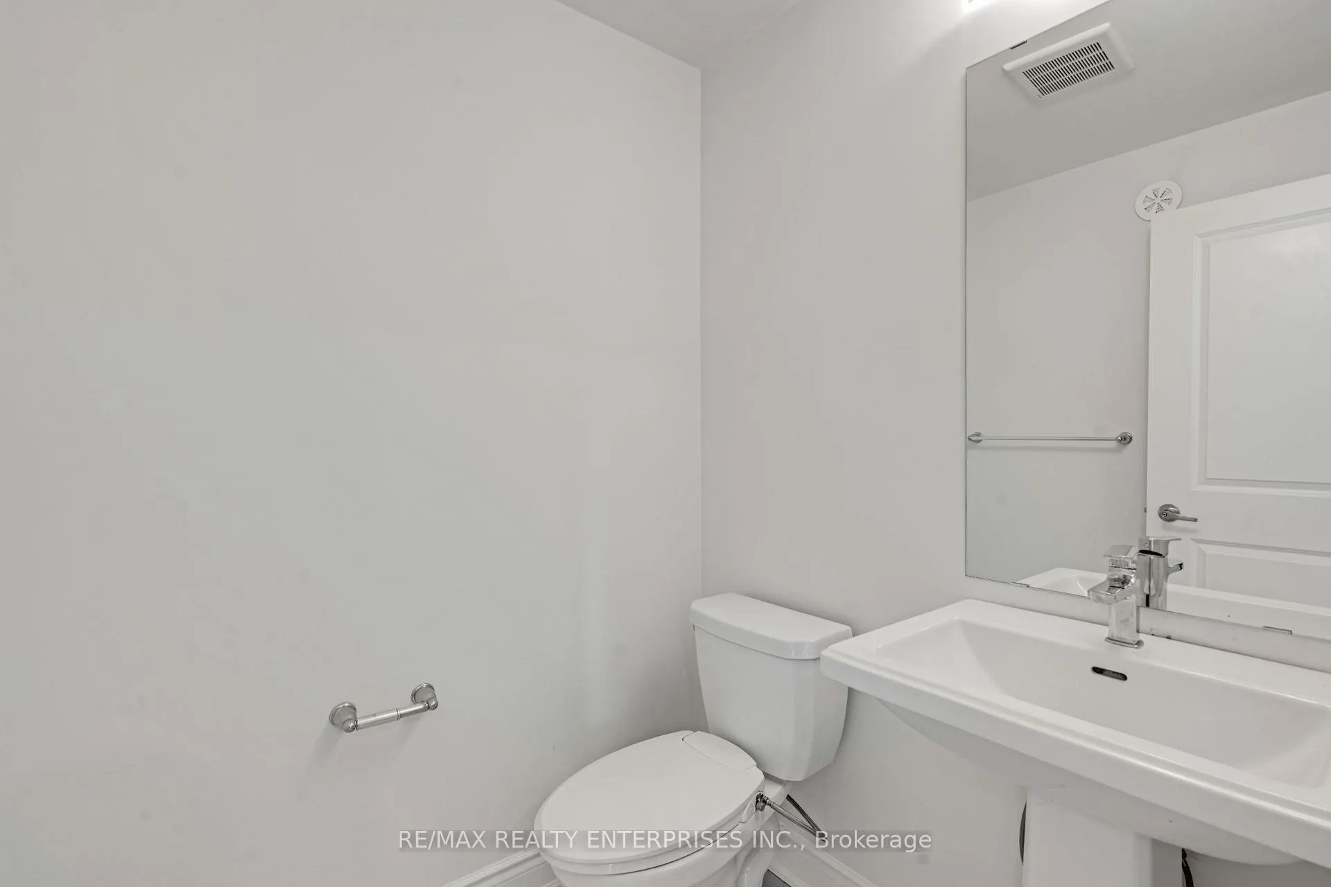 Photo 30 of 57 Baskett Street, Brantford — HOMEH