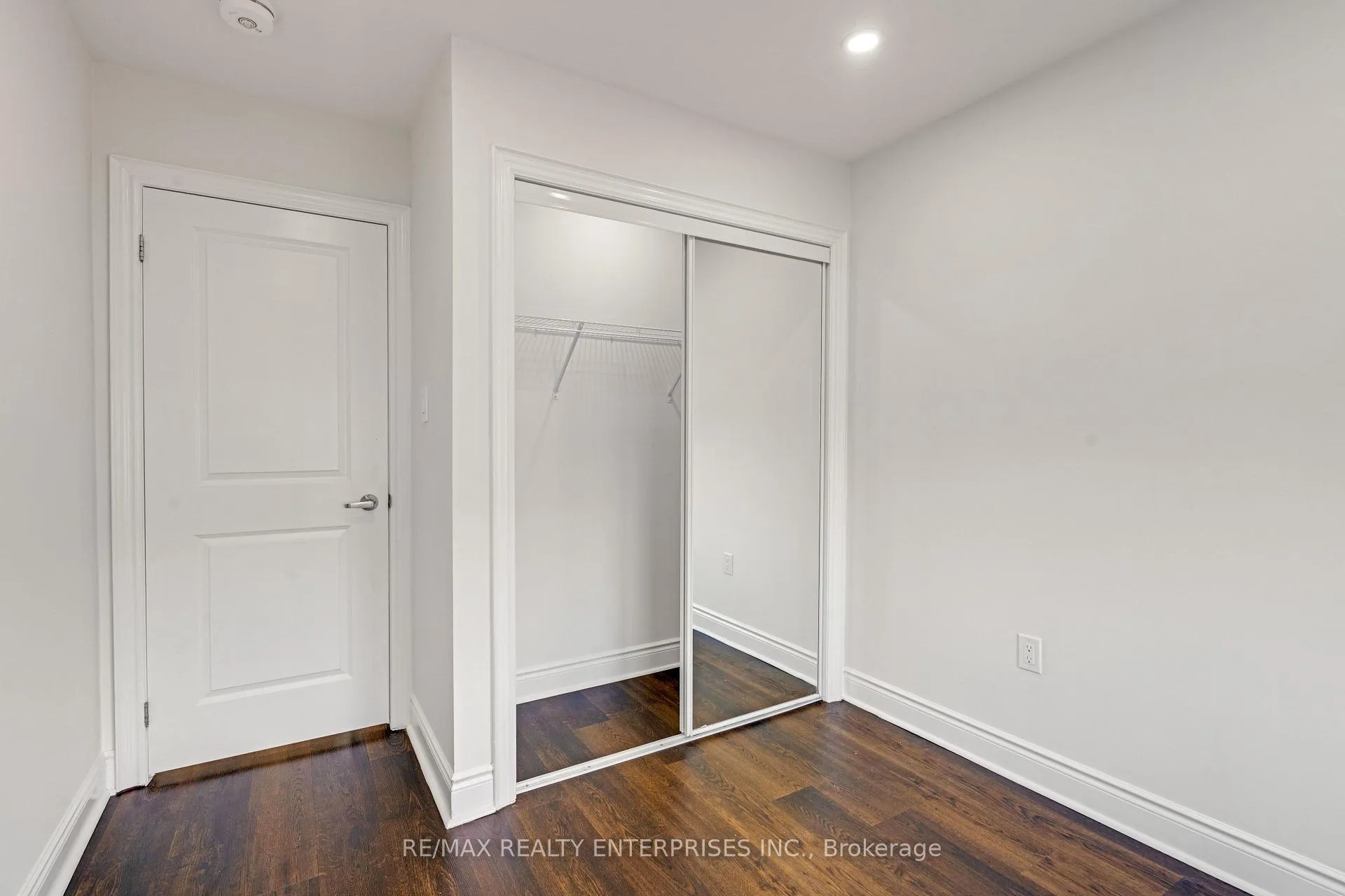 Photo 36 of 57 Baskett Street, Brantford — HOMEH