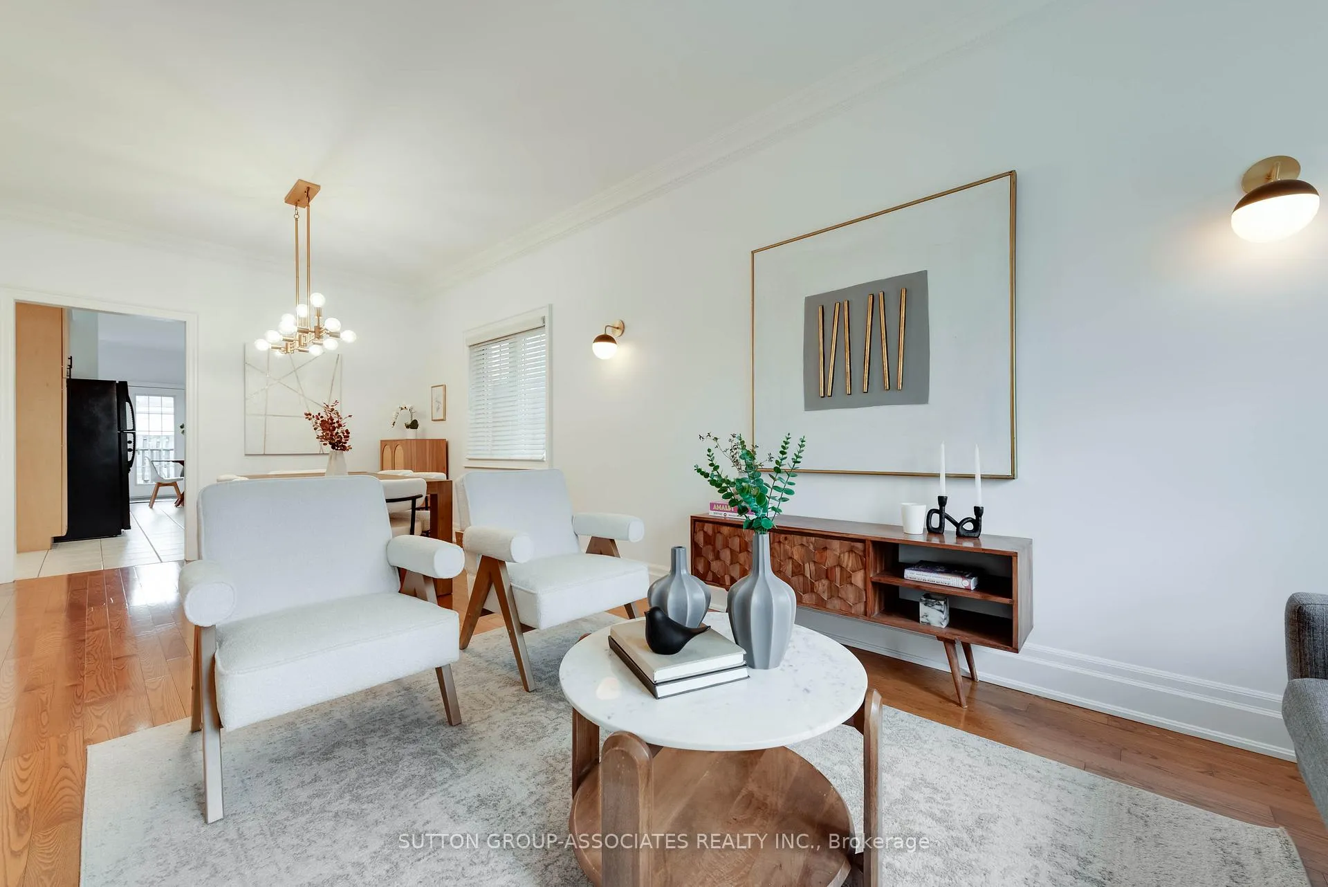 Photo 5 of 4 Coates Avenue, Toronto, Oakwood Village — HOMEH