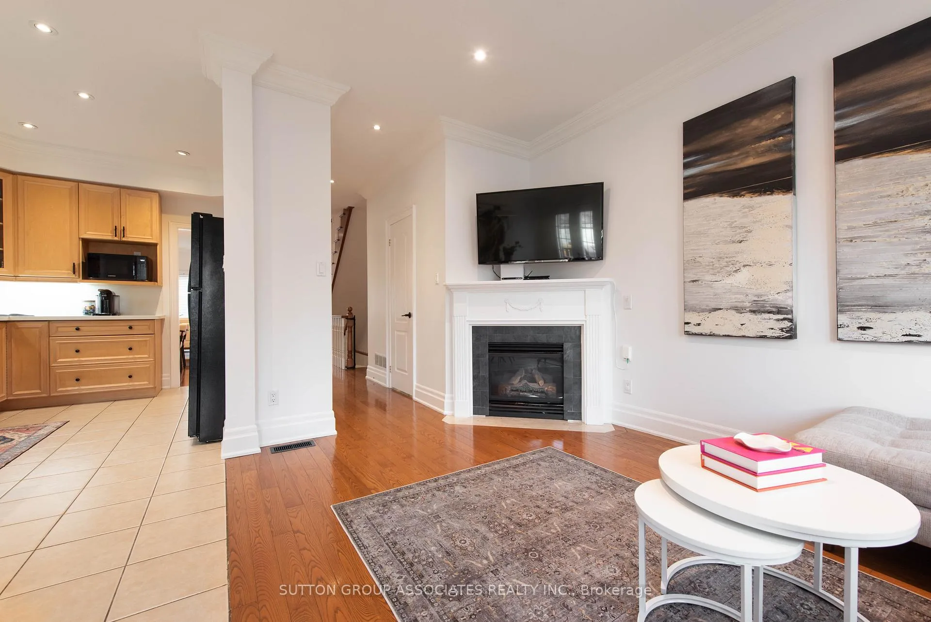 Photo 16 of 4 Coates Avenue, Toronto, Oakwood Village — HOMEH