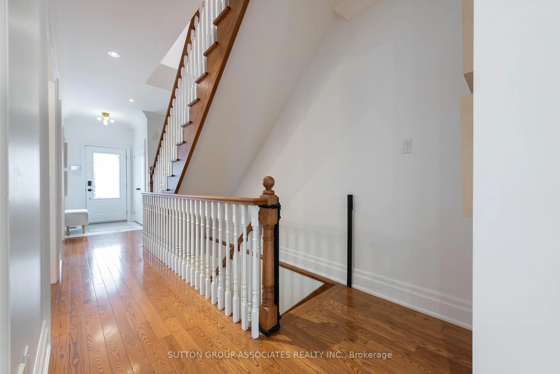 Photo 19 of 4 Coates Avenue, Toronto, Oakwood Village — HOMEH
