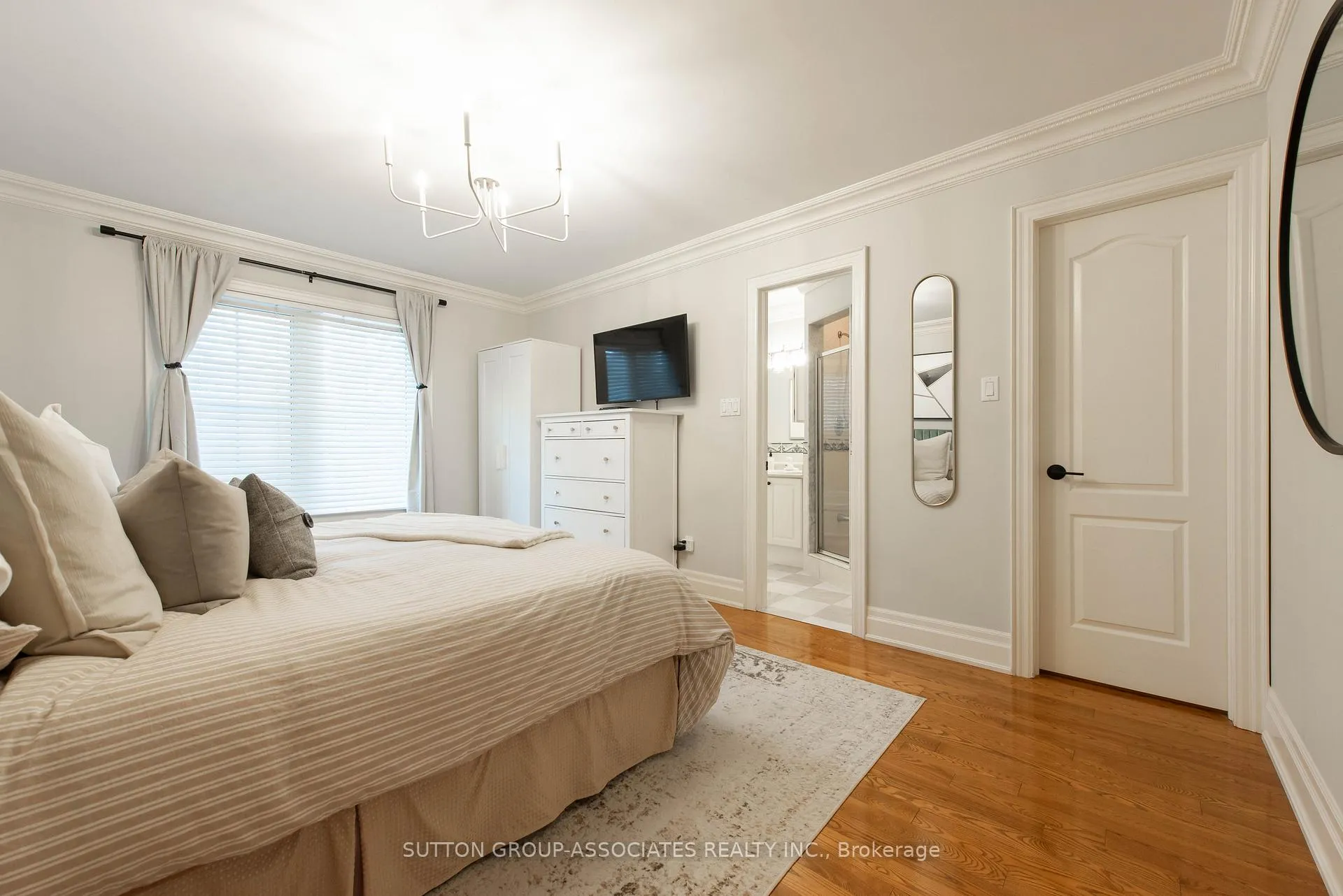 Photo 21 of 4 Coates Avenue, Toronto, Oakwood Village — HOMEH