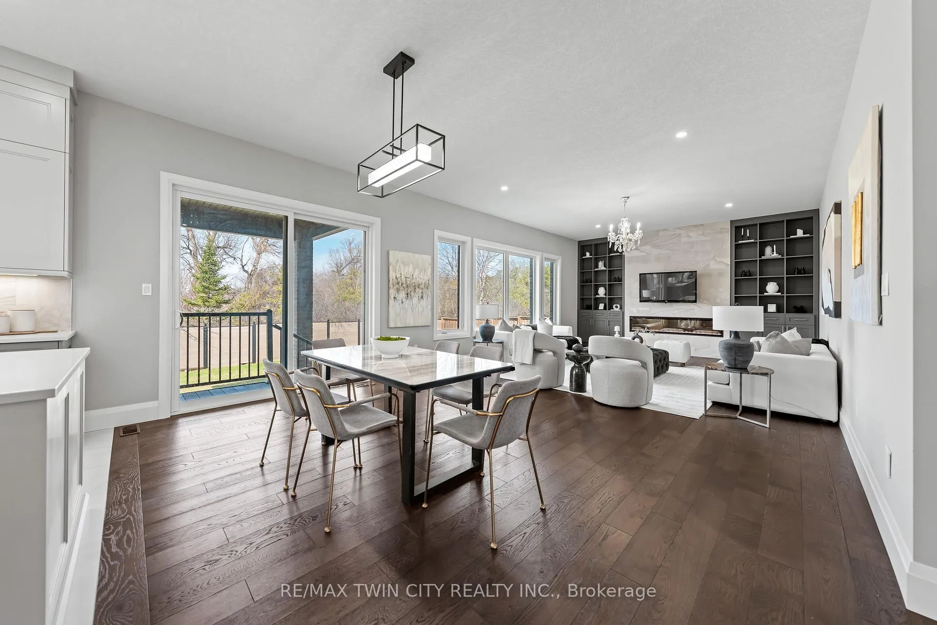 Photo 26 of 581 Manor Ridge Crescent, Waterloo — HOMEH