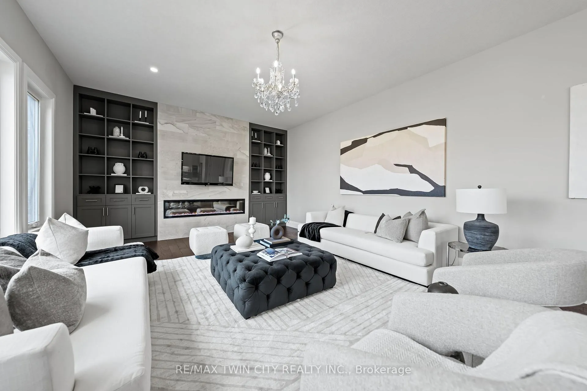 Photo 30 of 581 Manor Ridge Crescent, Waterloo — HOMEH