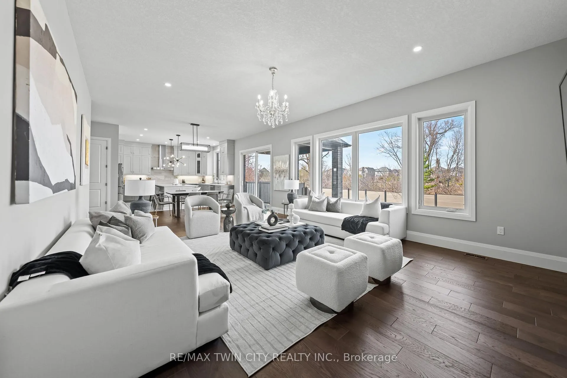 Photo 31 of 581 Manor Ridge Crescent, Waterloo — HOMEH