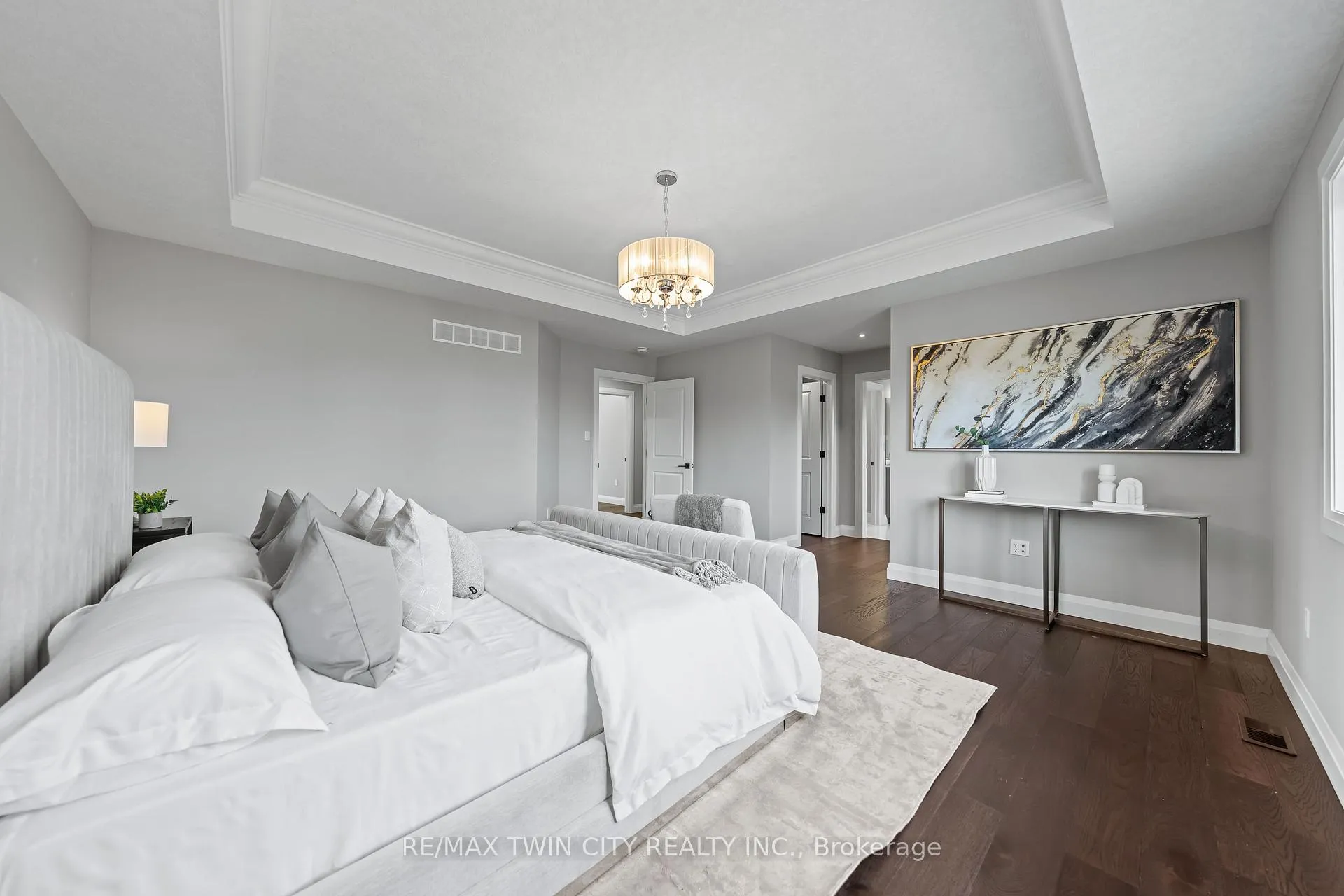 Photo 35 of 581 Manor Ridge Crescent, Waterloo — HOMEH
