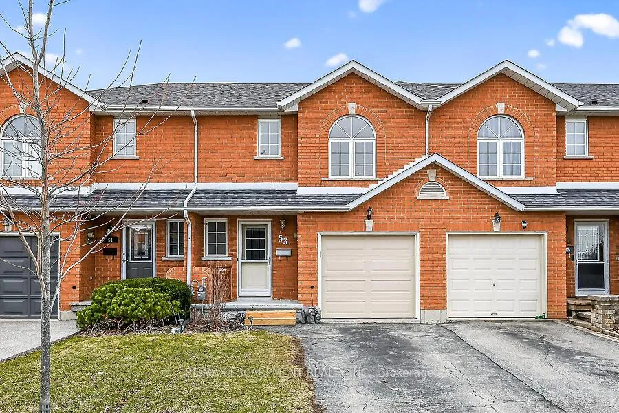 Photo 2 of 53 Pinewoods Drive, Hamilton, Stoney Creek Mountain — HOMEH