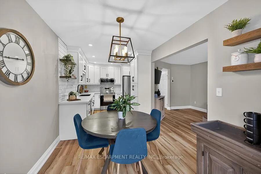 Photo 13 of 53 Pinewoods Drive, Hamilton, Stoney Creek Mountain — HOMEH