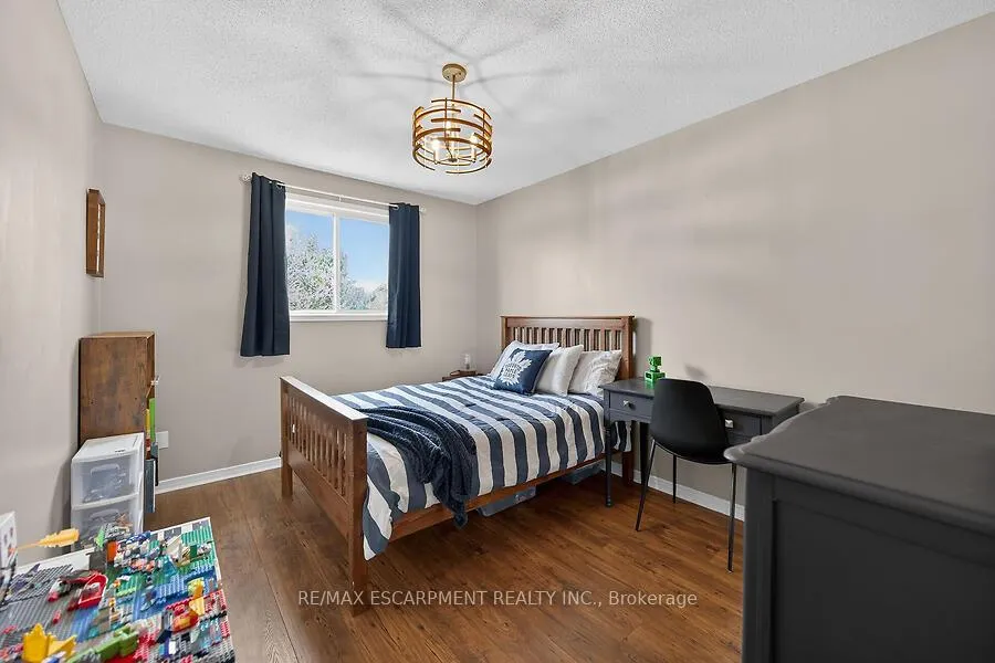 Photo 29 of 53 Pinewoods Drive, Hamilton, Stoney Creek Mountain — HOMEH