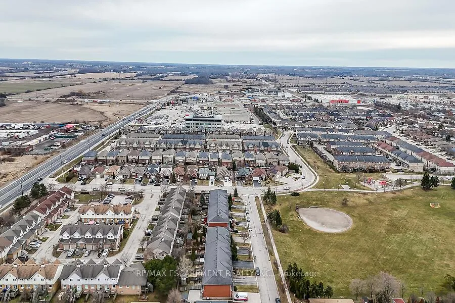 Photo 43 of 53 Pinewoods Drive, Hamilton, Stoney Creek Mountain — HOMEH