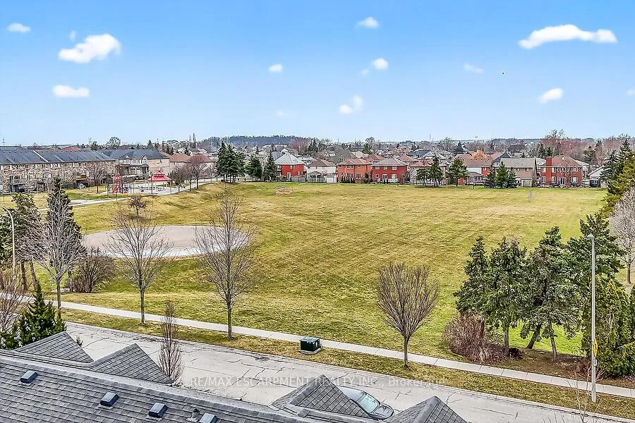 Photo 46 of 53 Pinewoods Drive, Hamilton, Stoney Creek Mountain — HOMEH
