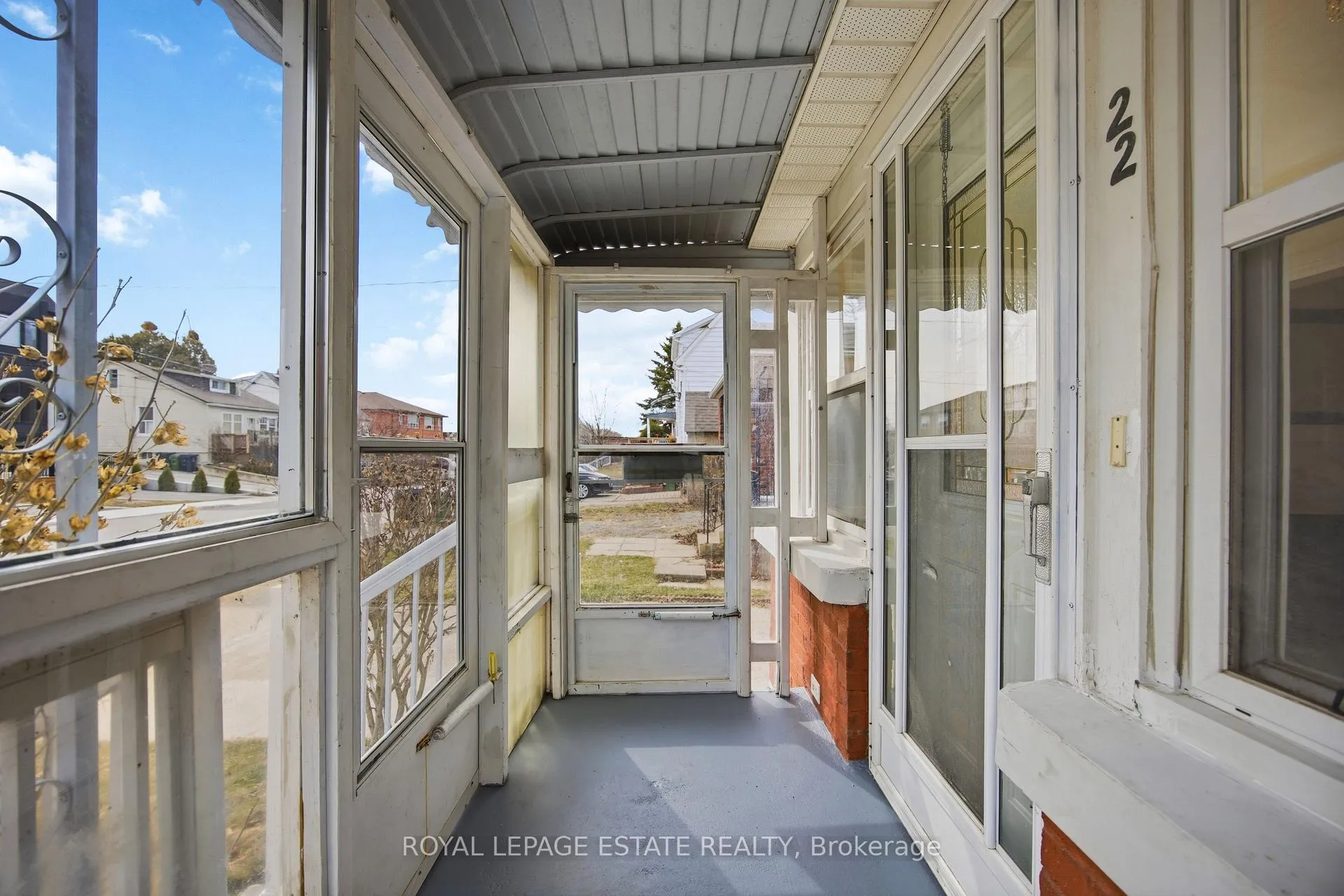 Photo 2 of 22 Medford Avenue, Scarborough, Oakridge — HOMEH
