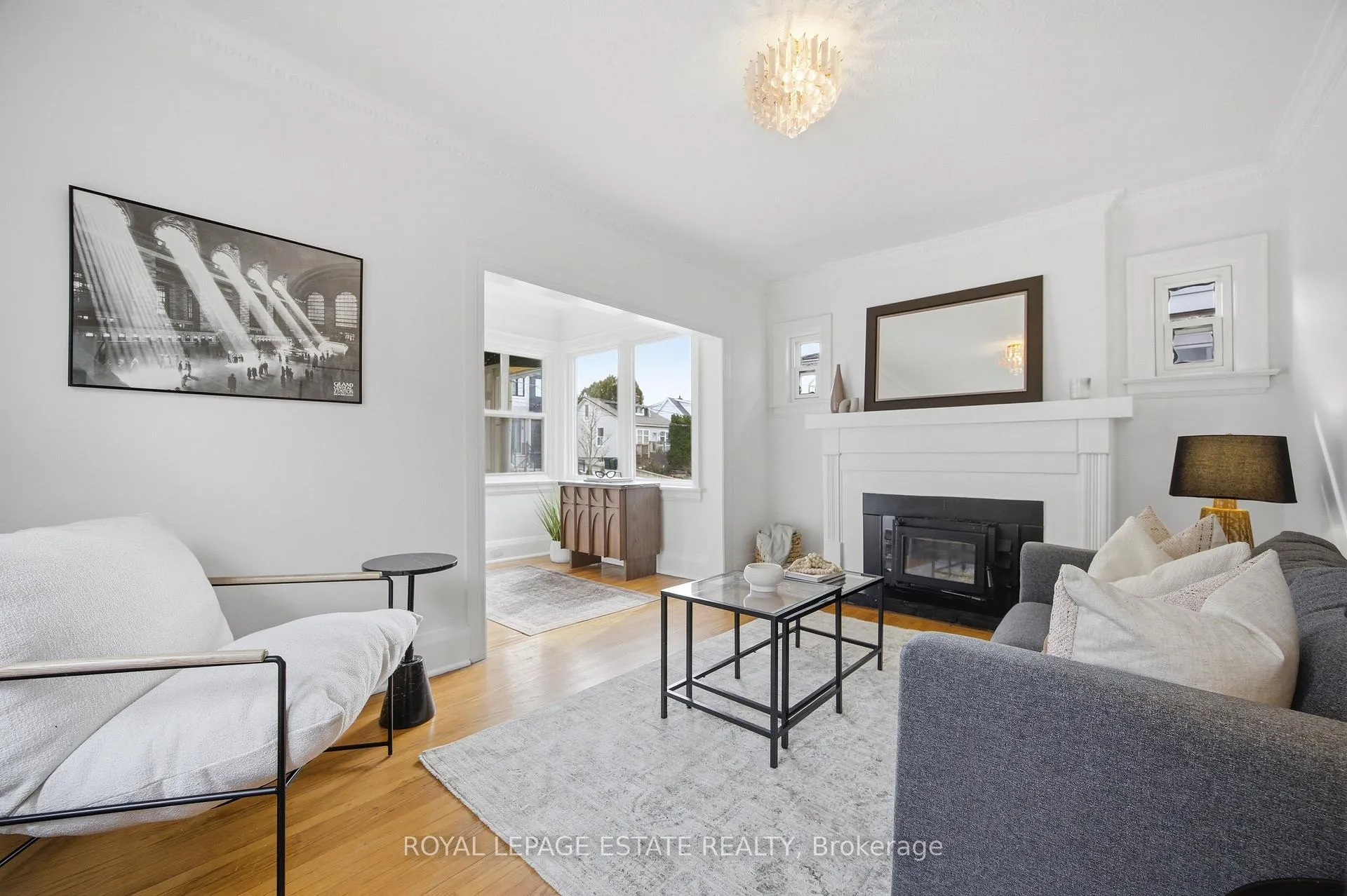 Photo 4 of 22 Medford Avenue, Scarborough, Oakridge — HOMEH