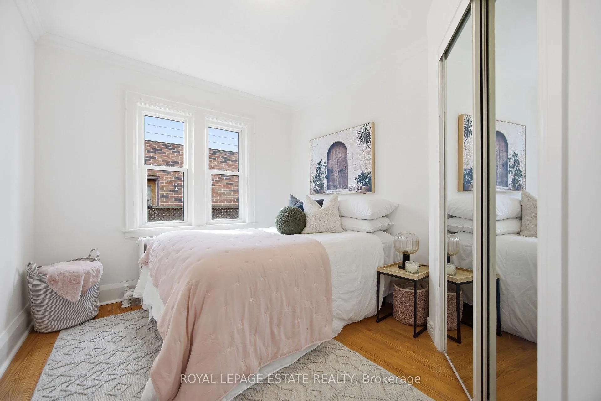 Photo 10 of 22 Medford Avenue, Scarborough, Oakridge — HOMEH