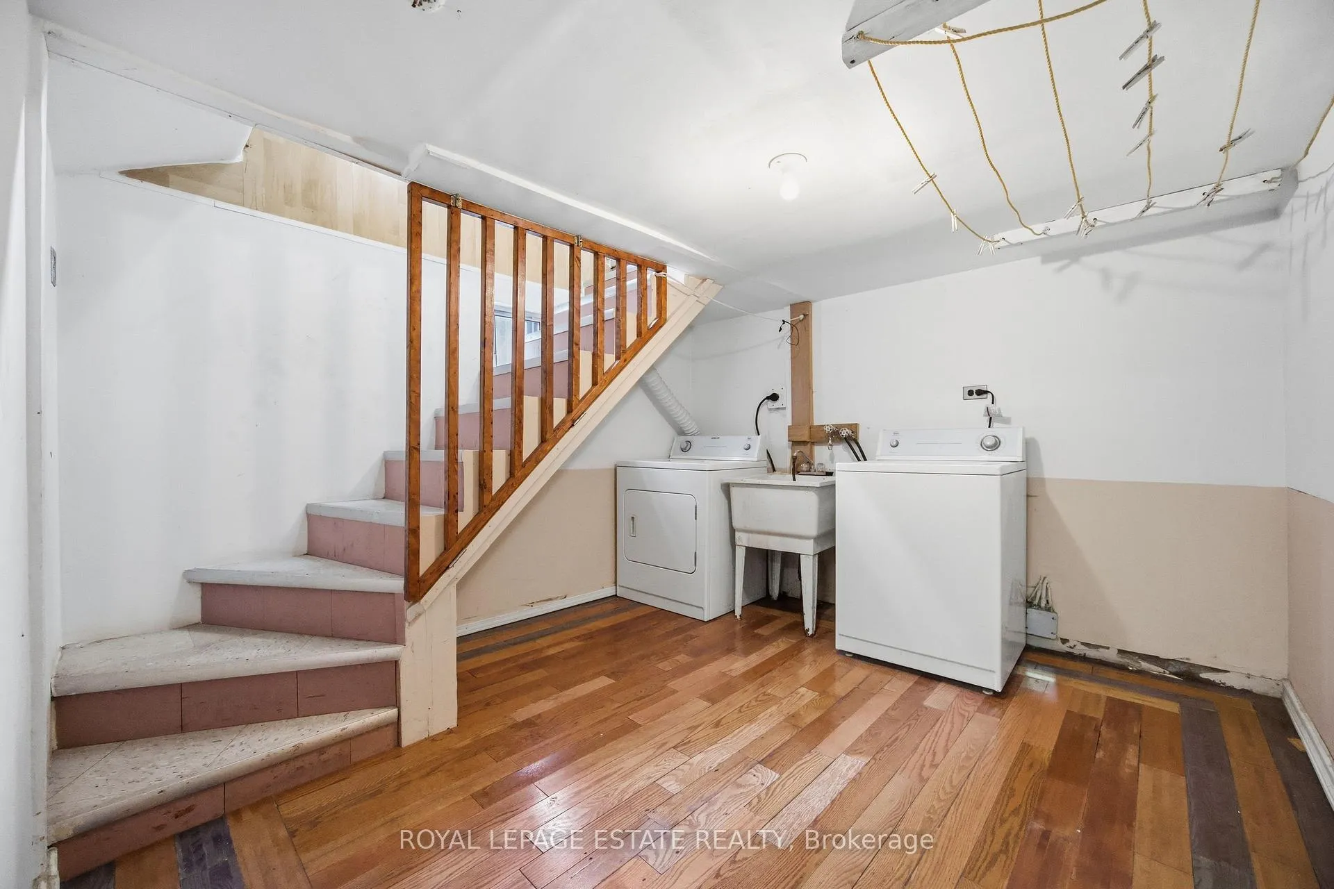 Photo 14 of 22 Medford Avenue, Scarborough, Oakridge — HOMEH