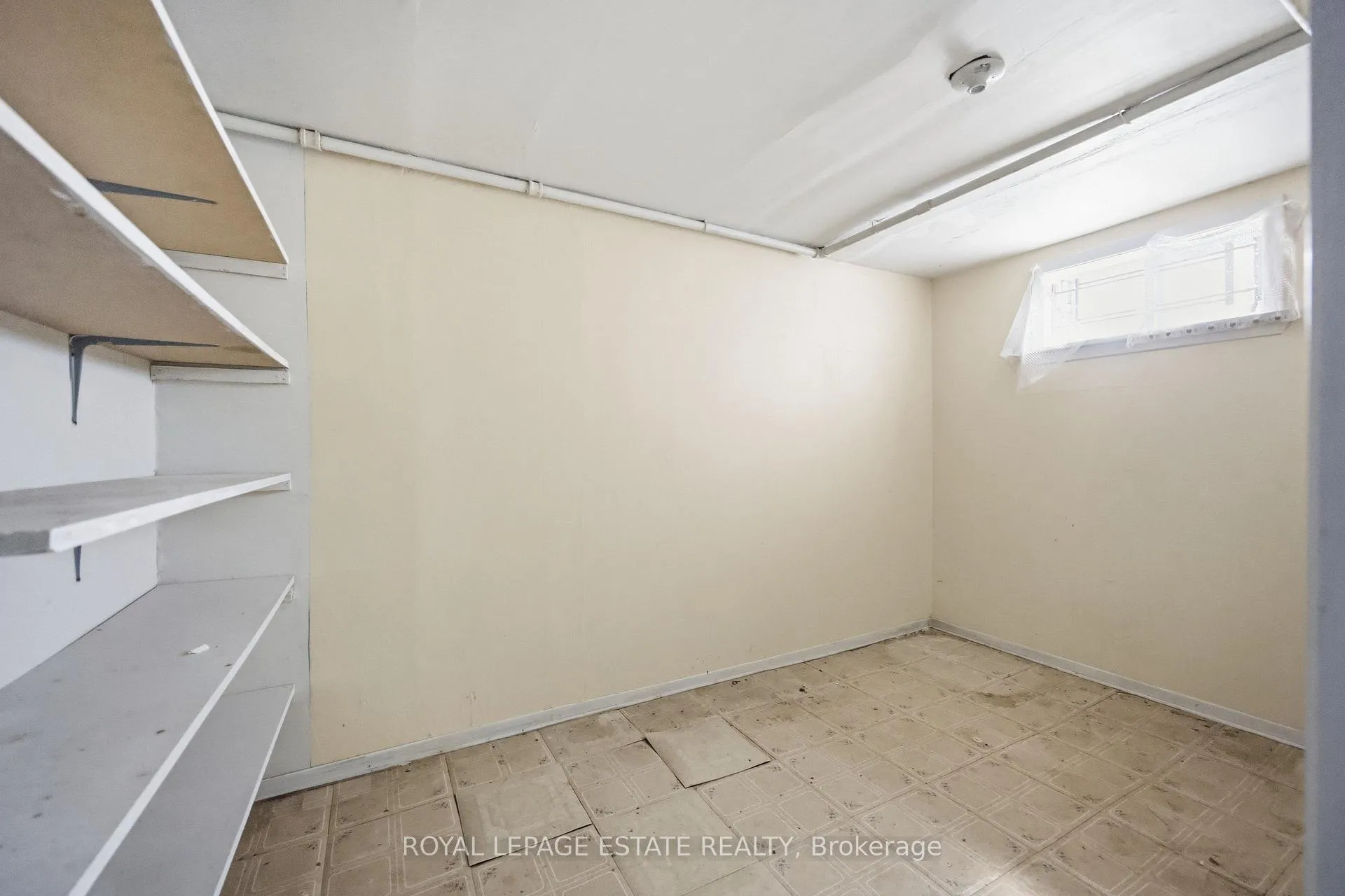 Photo 17 of 22 Medford Avenue, Scarborough, Oakridge — HOMEH