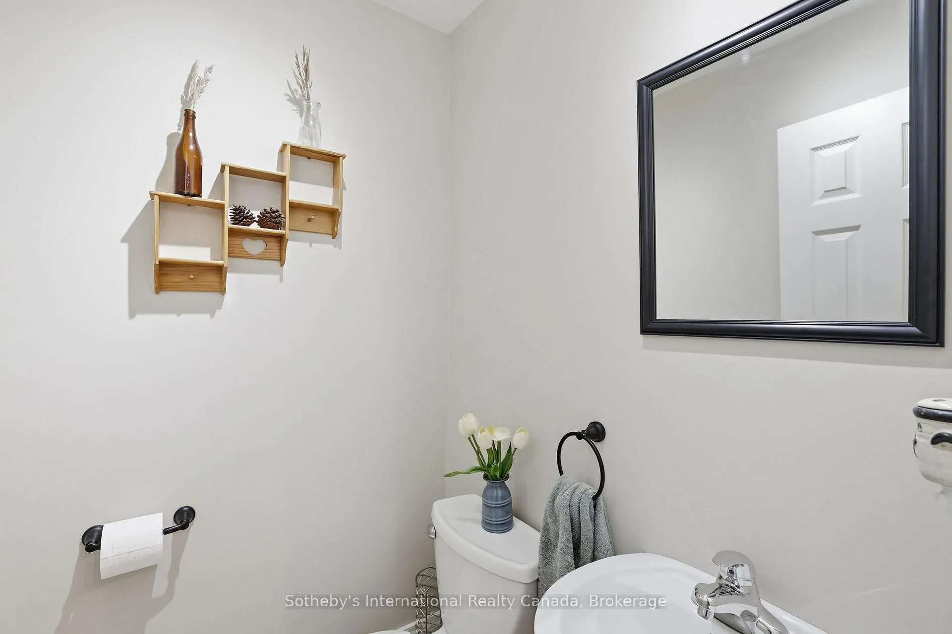 Photo 18 of 4195 County Road 124, Clearview, Nottawa — HOMEH