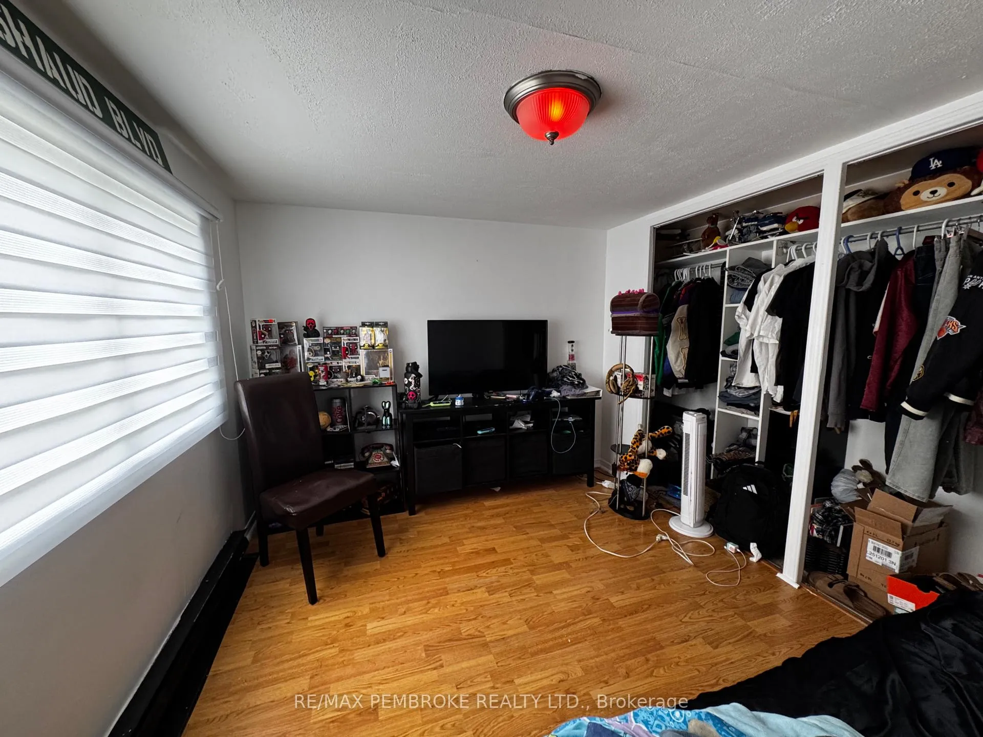 Photo 7 of 72 Pinehurst Estates, Petawawa — HOMEH