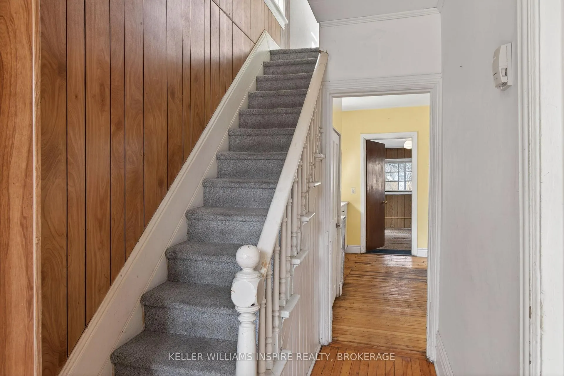 Photo 8 of 10 Redan Street, Kingston, East of Sir John A. Blvd — HOMEH