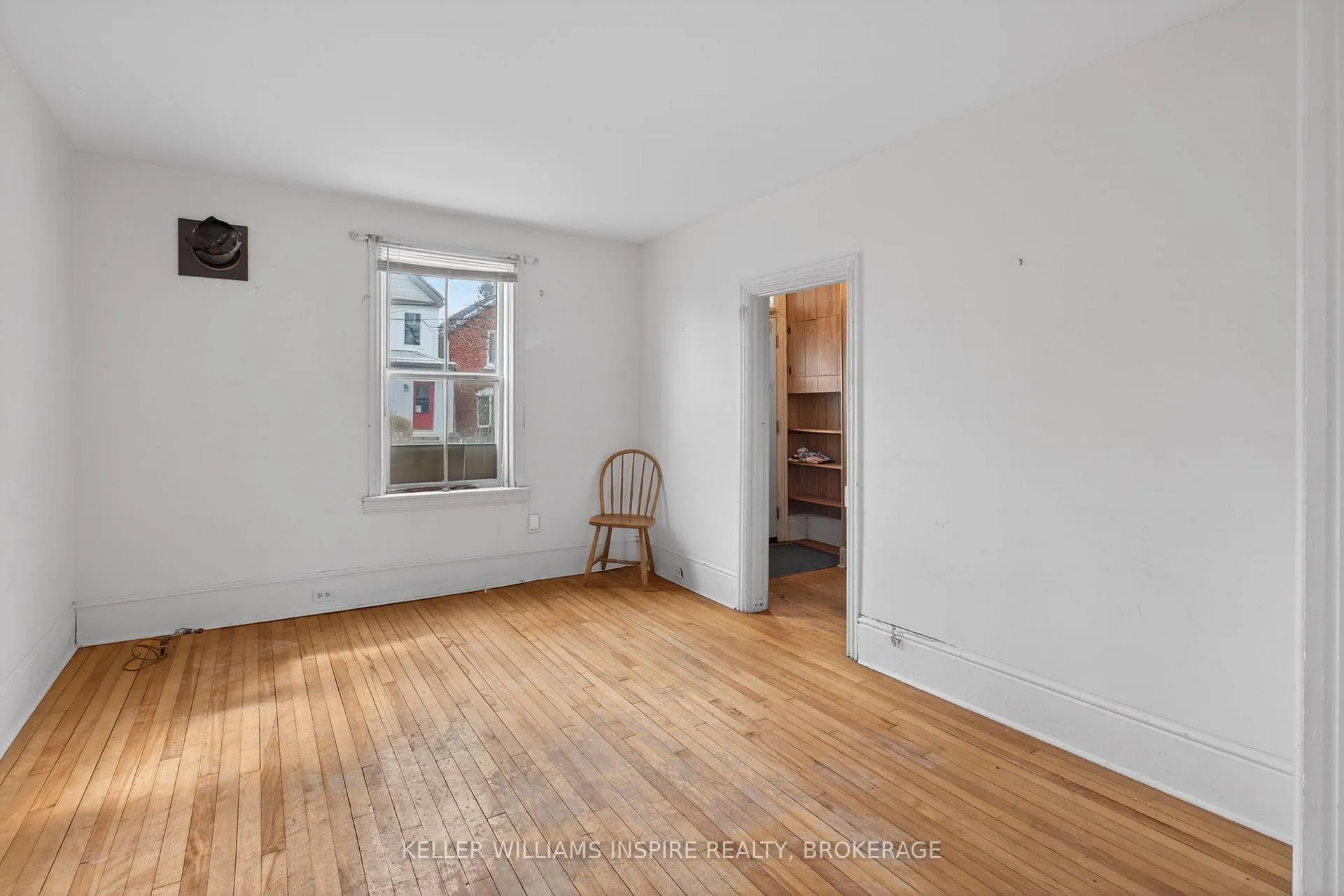 Photo 10 of 10 Redan Street, Kingston, East of Sir John A. Blvd — HOMEH