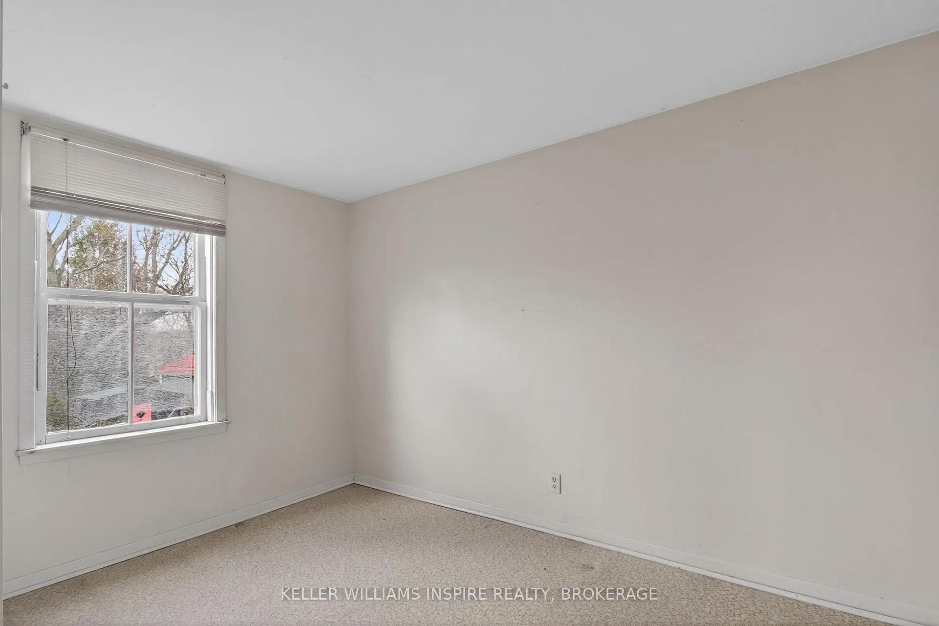 Photo 19 of 10 Redan Street, Kingston, East of Sir John A. Blvd — HOMEH
