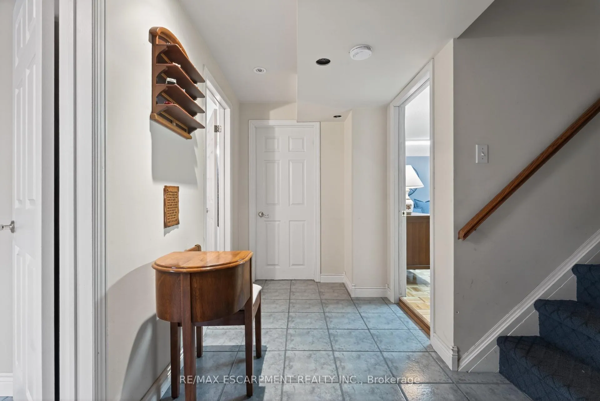 Photo 19 of 57 Park Avenue E, Burlington, LaSalle — HOMEH