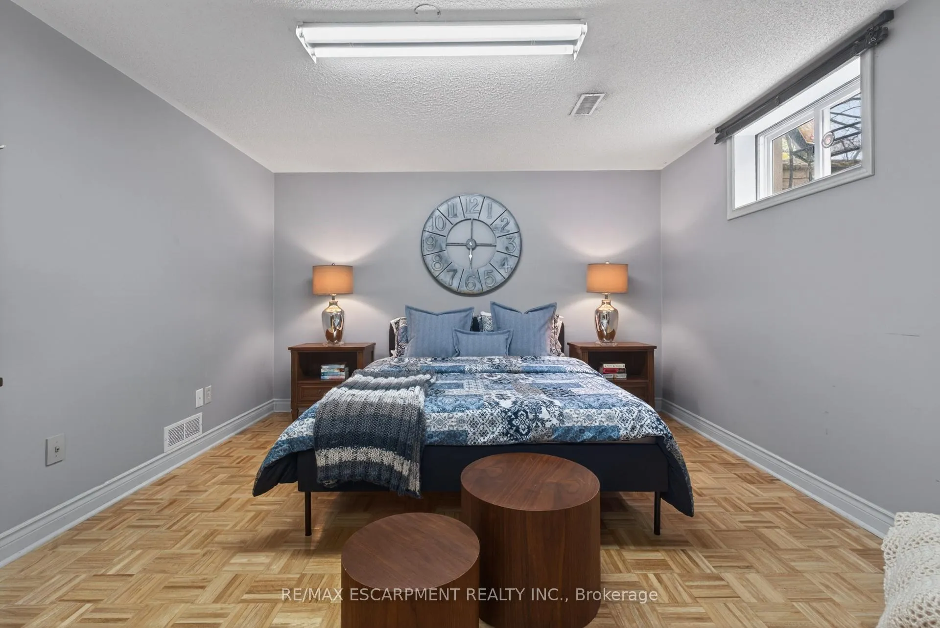 Photo 21 of 57 Park Avenue E, Burlington, LaSalle — HOMEH