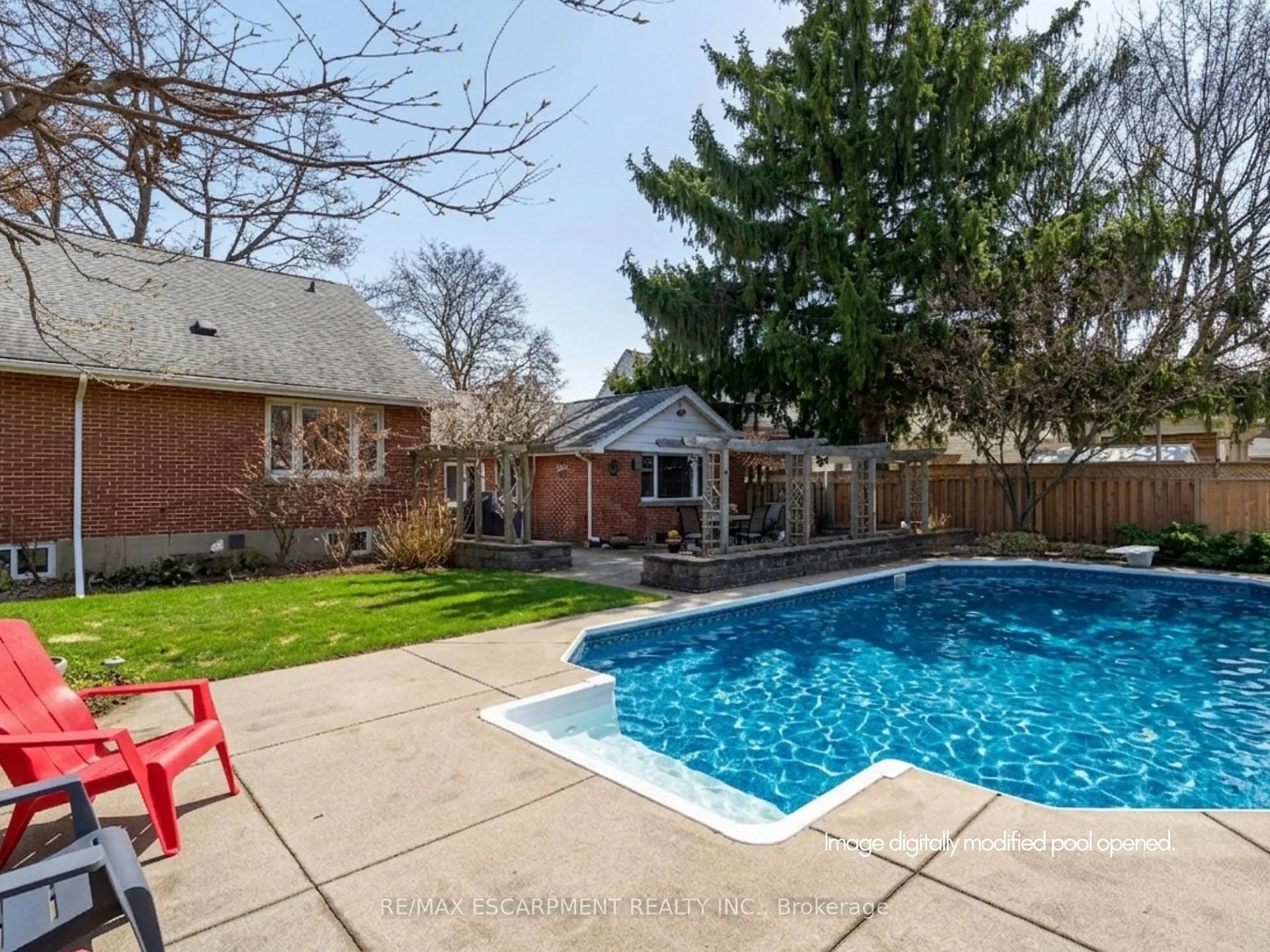 Photo 26 of 57 Park Avenue E, Burlington, LaSalle — HOMEH