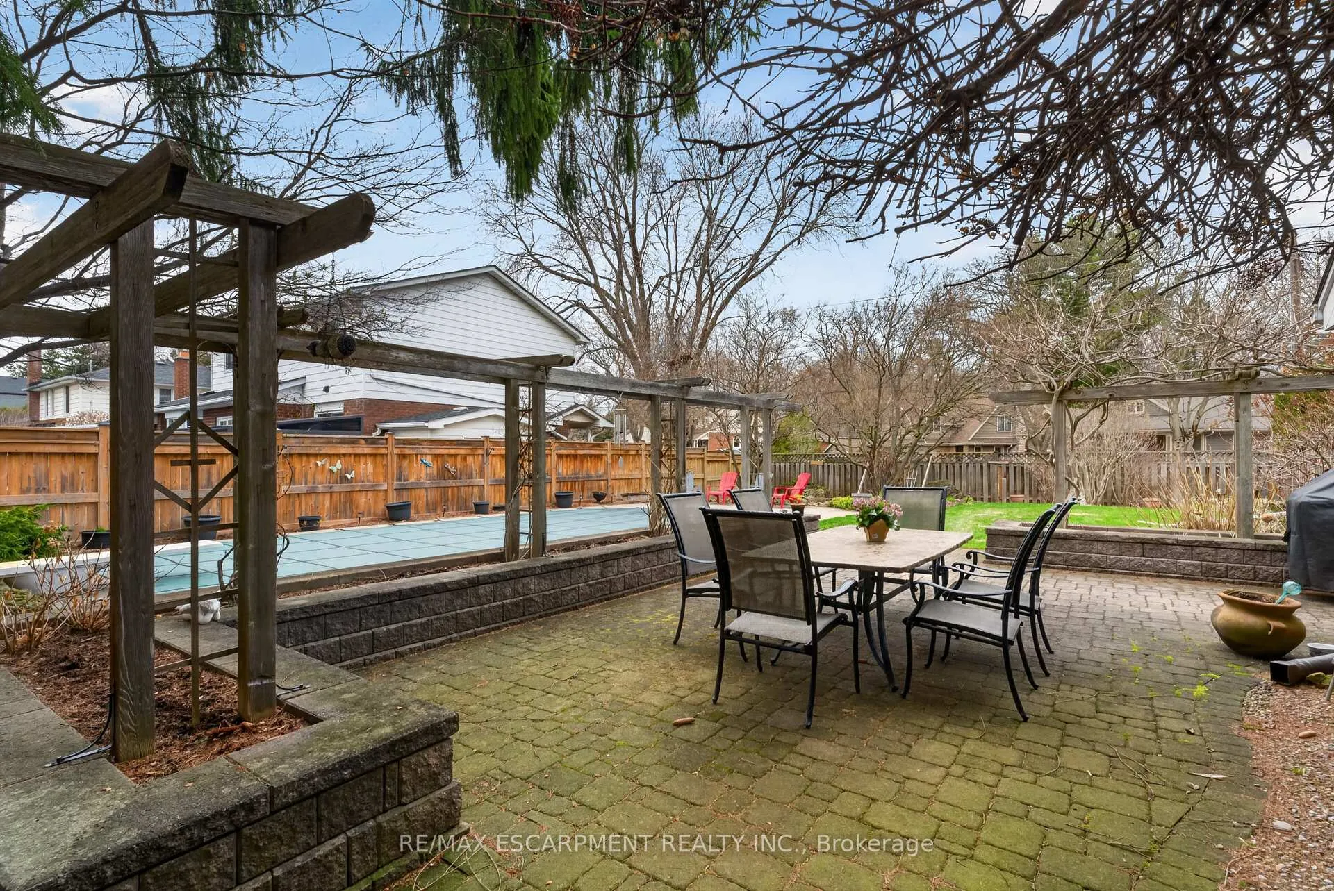 Photo 29 of 57 Park Avenue E, Burlington, LaSalle — HOMEH