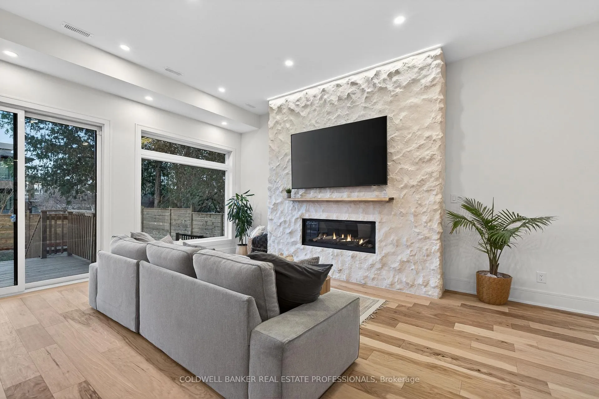 Photo 7 of 3 Milton Road, Toronto, East York — HOMEH