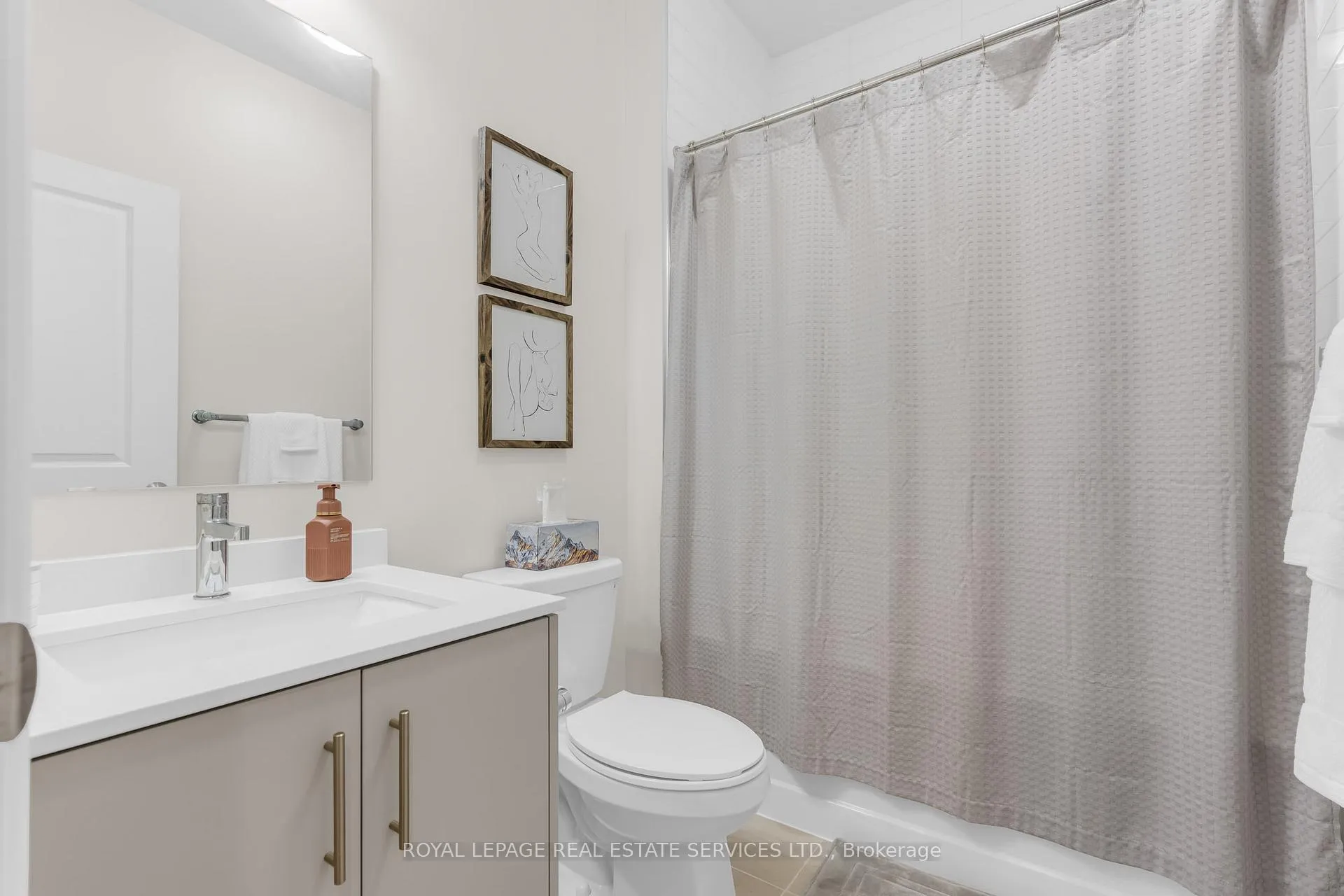 Photo 27 of 1238 Restivo Lane, Milton, Ford — HOMEH
