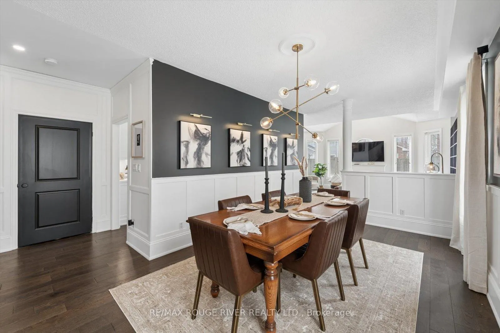 Photo 7 of 184 Cachet Boulevard, Whitby, Brooklin — HOMEH