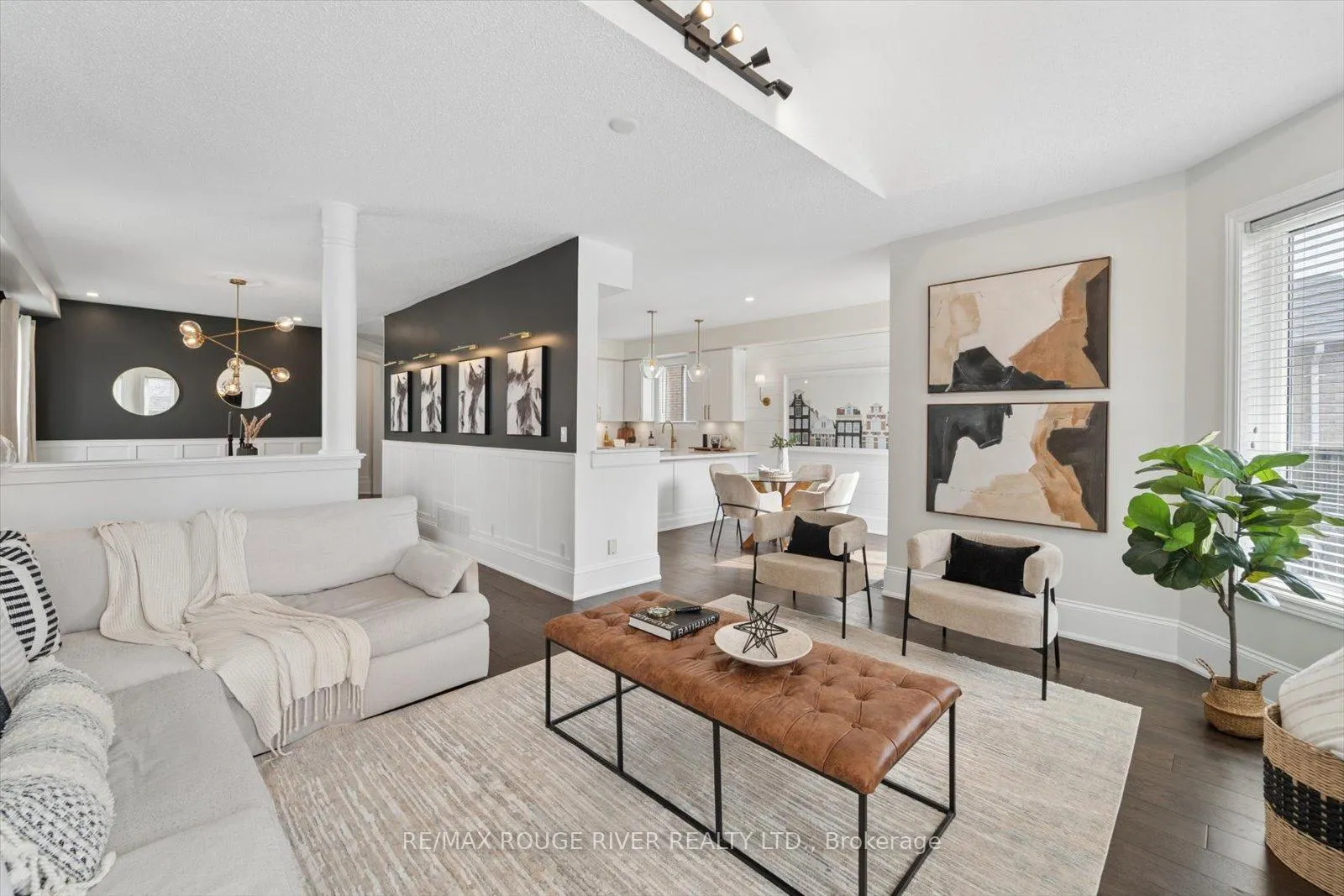 Photo 10 of 184 Cachet Boulevard, Whitby, Brooklin — HOMEH