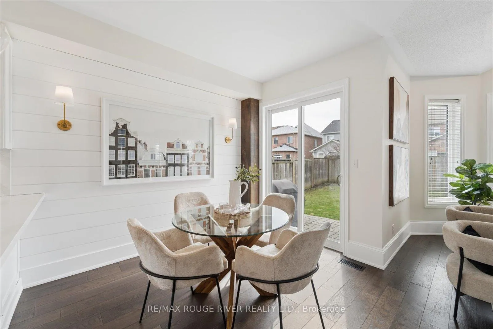 Photo 12 of 184 Cachet Boulevard, Whitby, Brooklin — HOMEH
