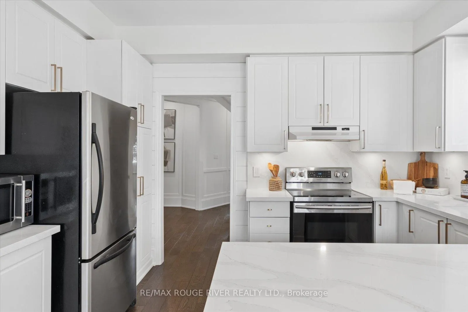 Photo 16 of 184 Cachet Boulevard, Whitby, Brooklin — HOMEH