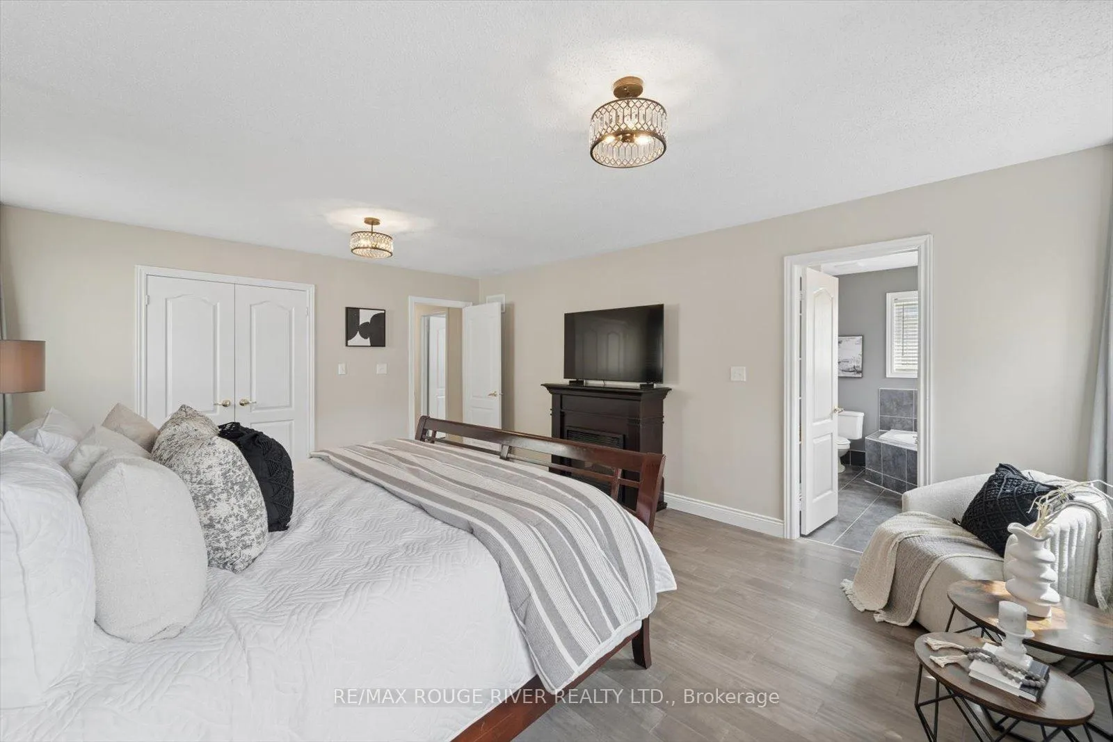 Photo 25 of 184 Cachet Boulevard, Whitby, Brooklin — HOMEH