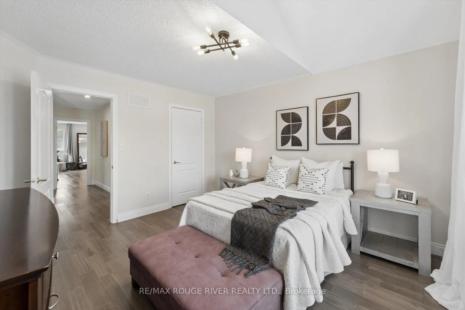 Photo 30 of 184 Cachet Boulevard, Whitby, Brooklin — HOMEH