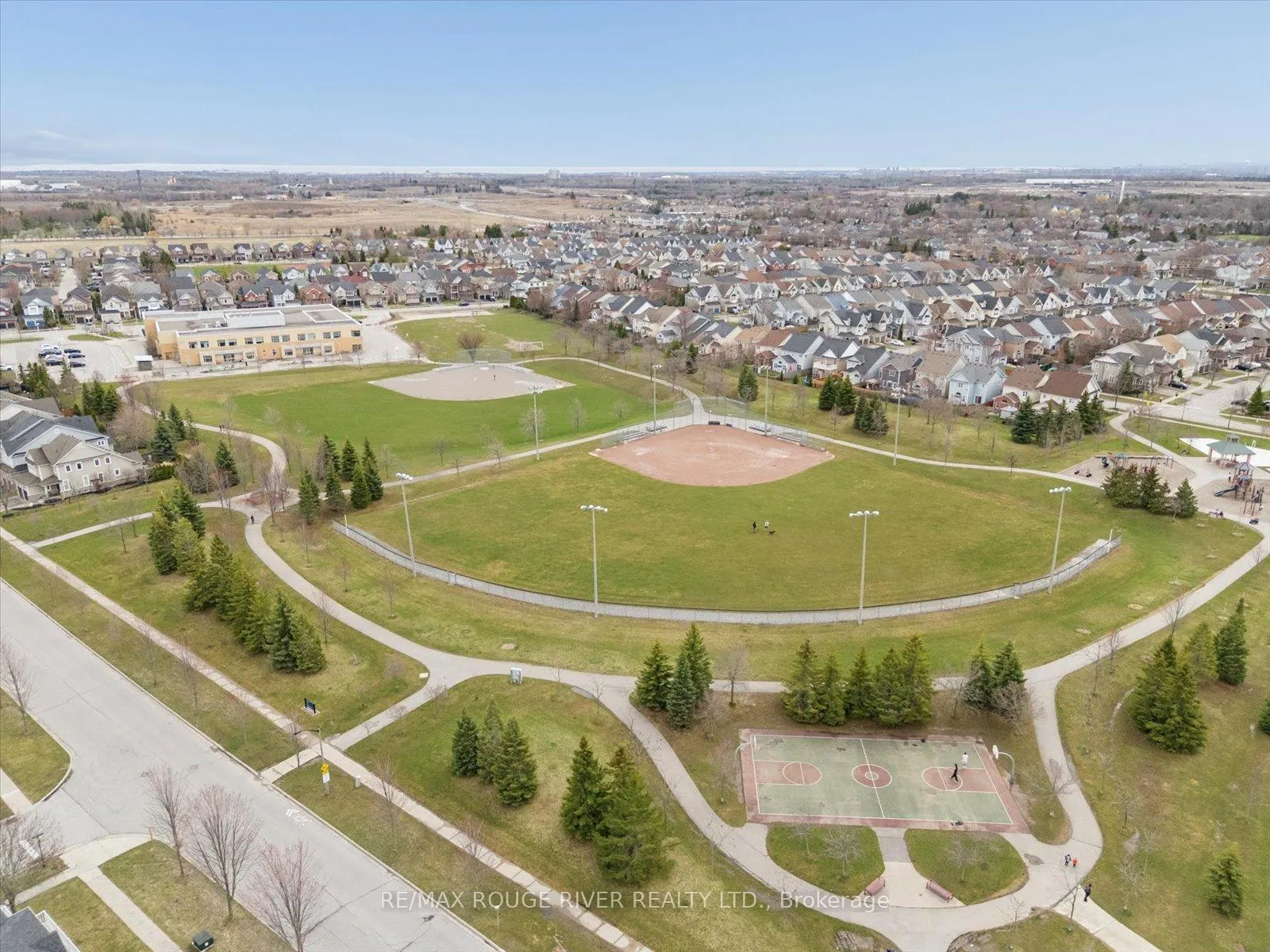 Photo 50 of 184 Cachet Boulevard, Whitby, Brooklin — HOMEH