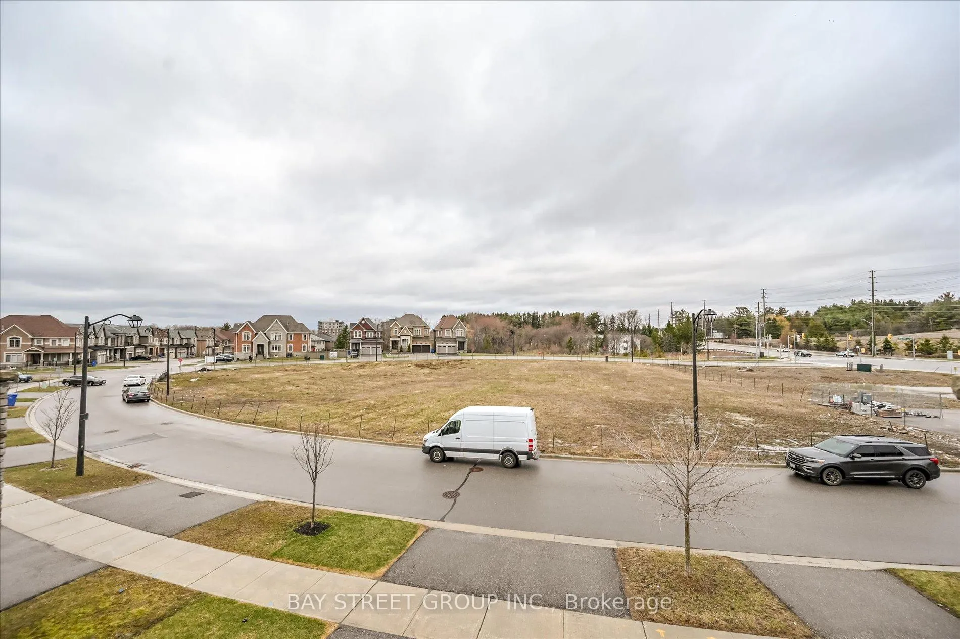 Photo 33 of 143 Badgerow Way, Aurora, Rural Aurora — HOMEH