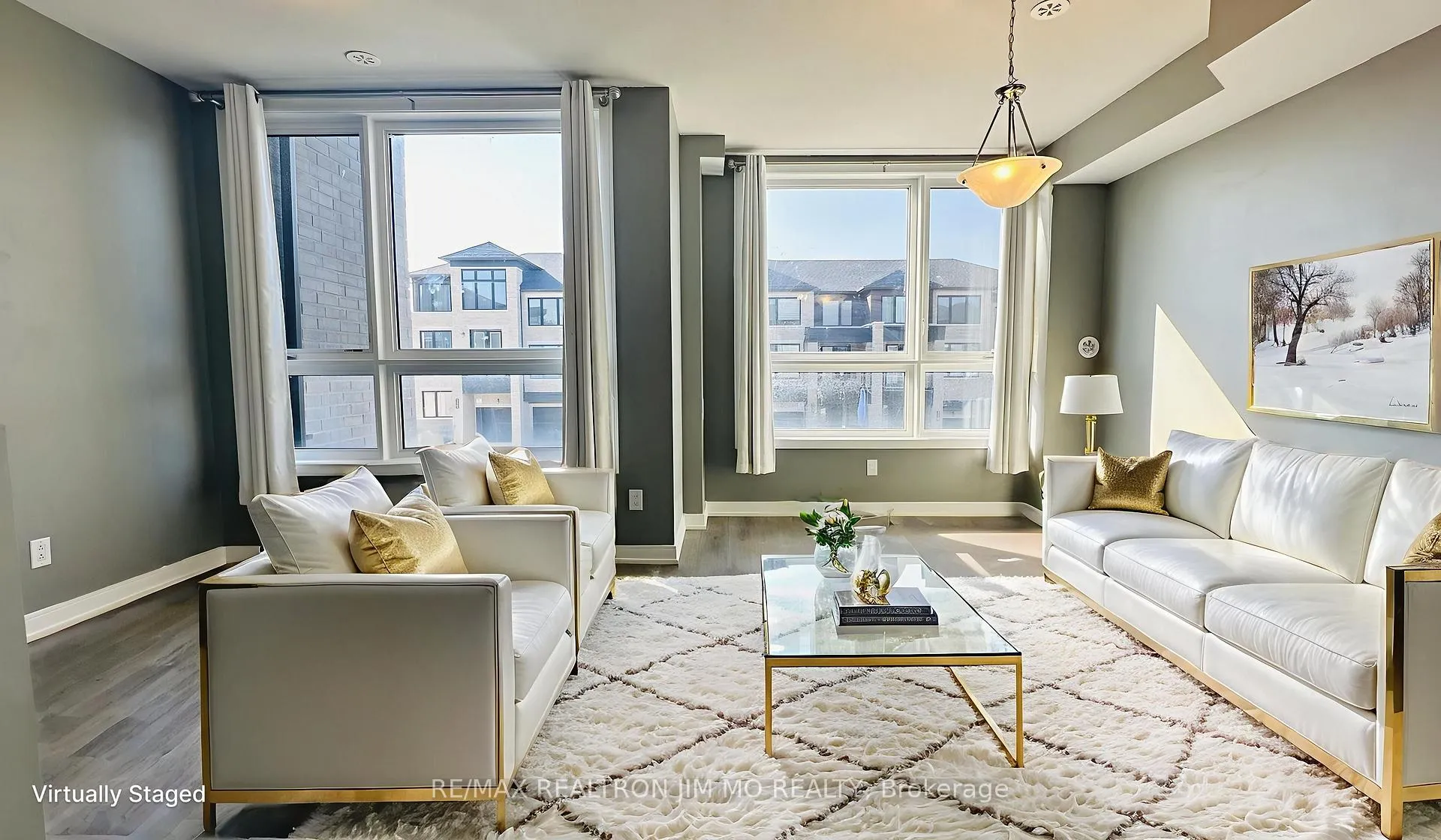 Photo 4 of 114 Blue Forest Crescent, Barrie, Innis-Shore — HOMEH