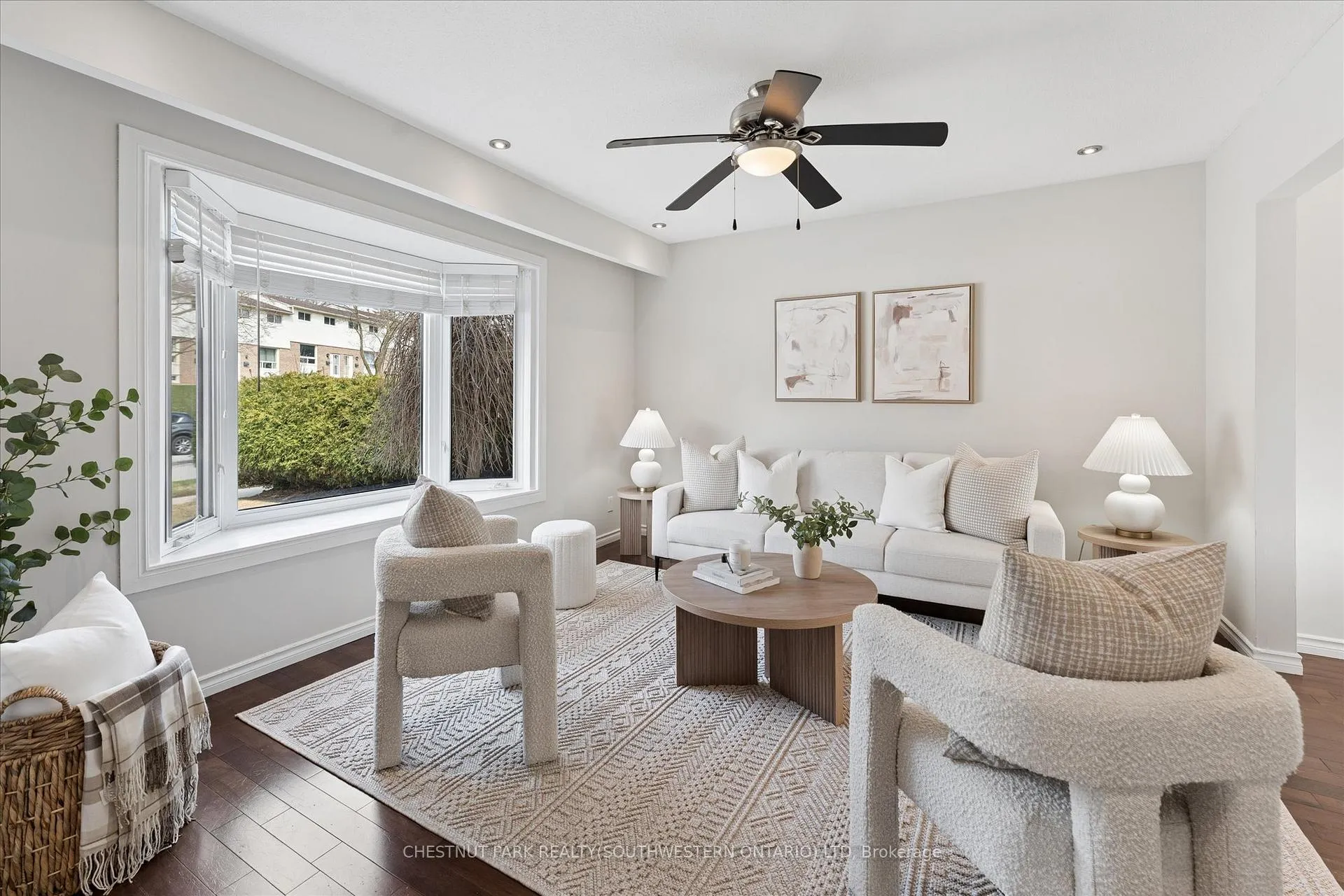 Photo 5 of 168 Green Valley Drive, Waterloo — HOMEH