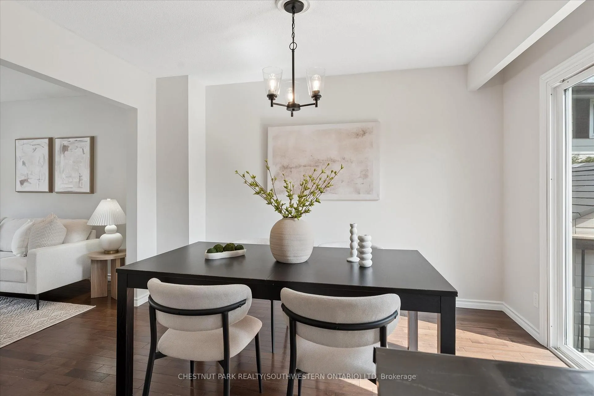 Photo 18 of 168 Green Valley Drive, Waterloo — HOMEH