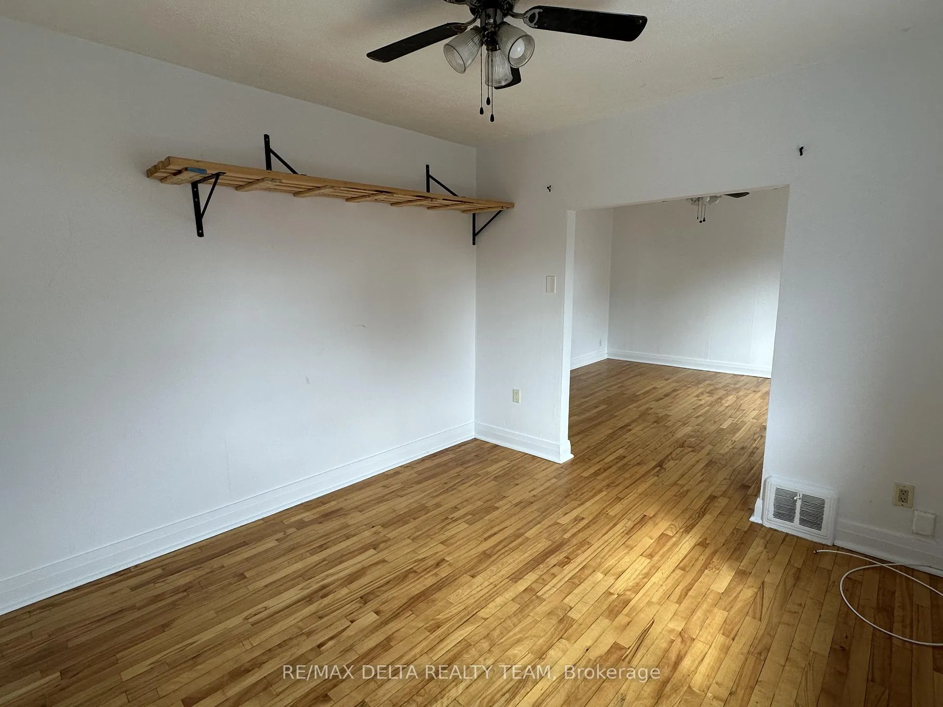 Photo 9 of Unit 2, 273 Shakespeare Street, Ottawa, Vanier — HOMEH