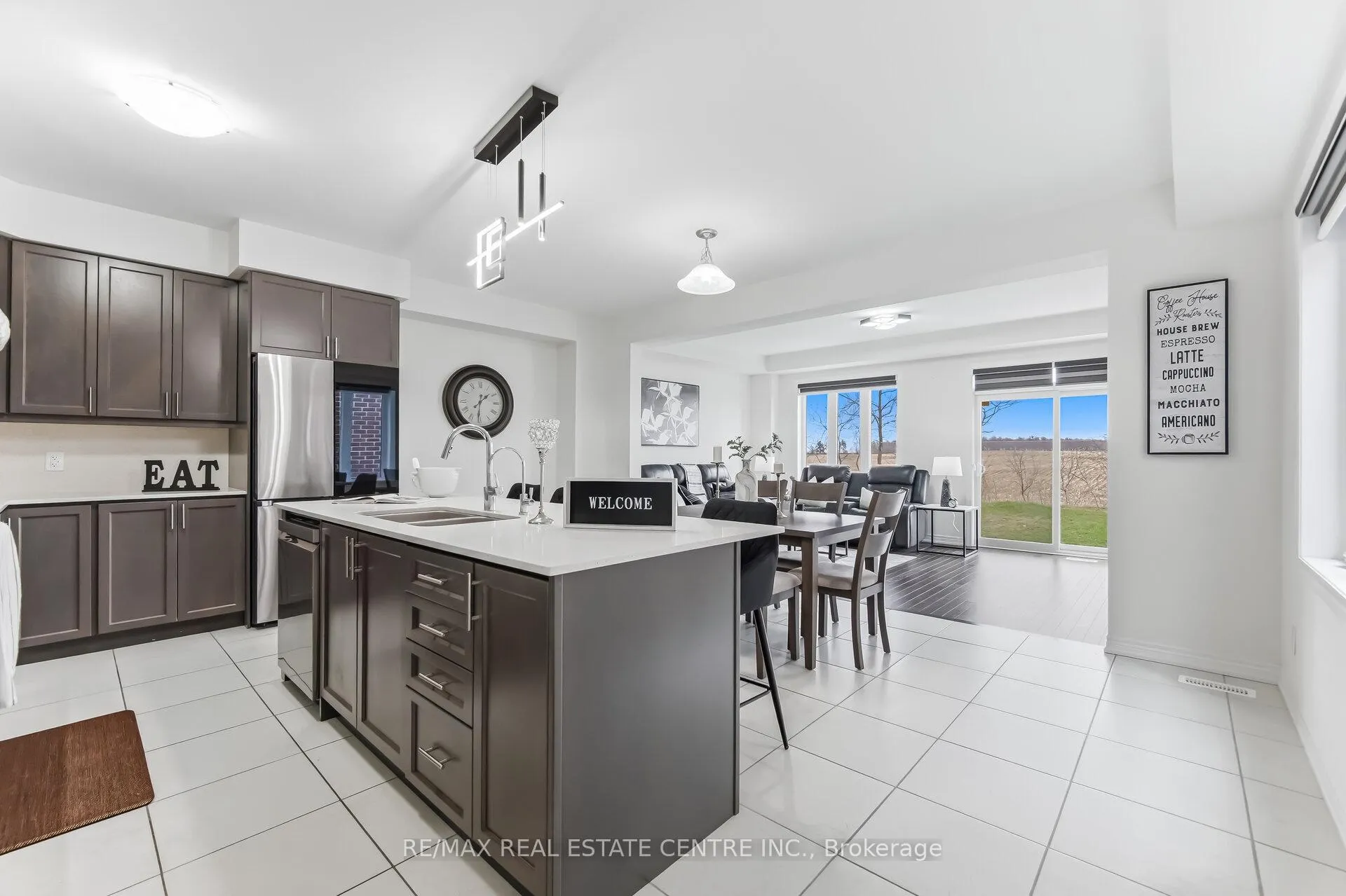 Photo 6 of 212 Broadacre Drive, Kitchener — HOMEH