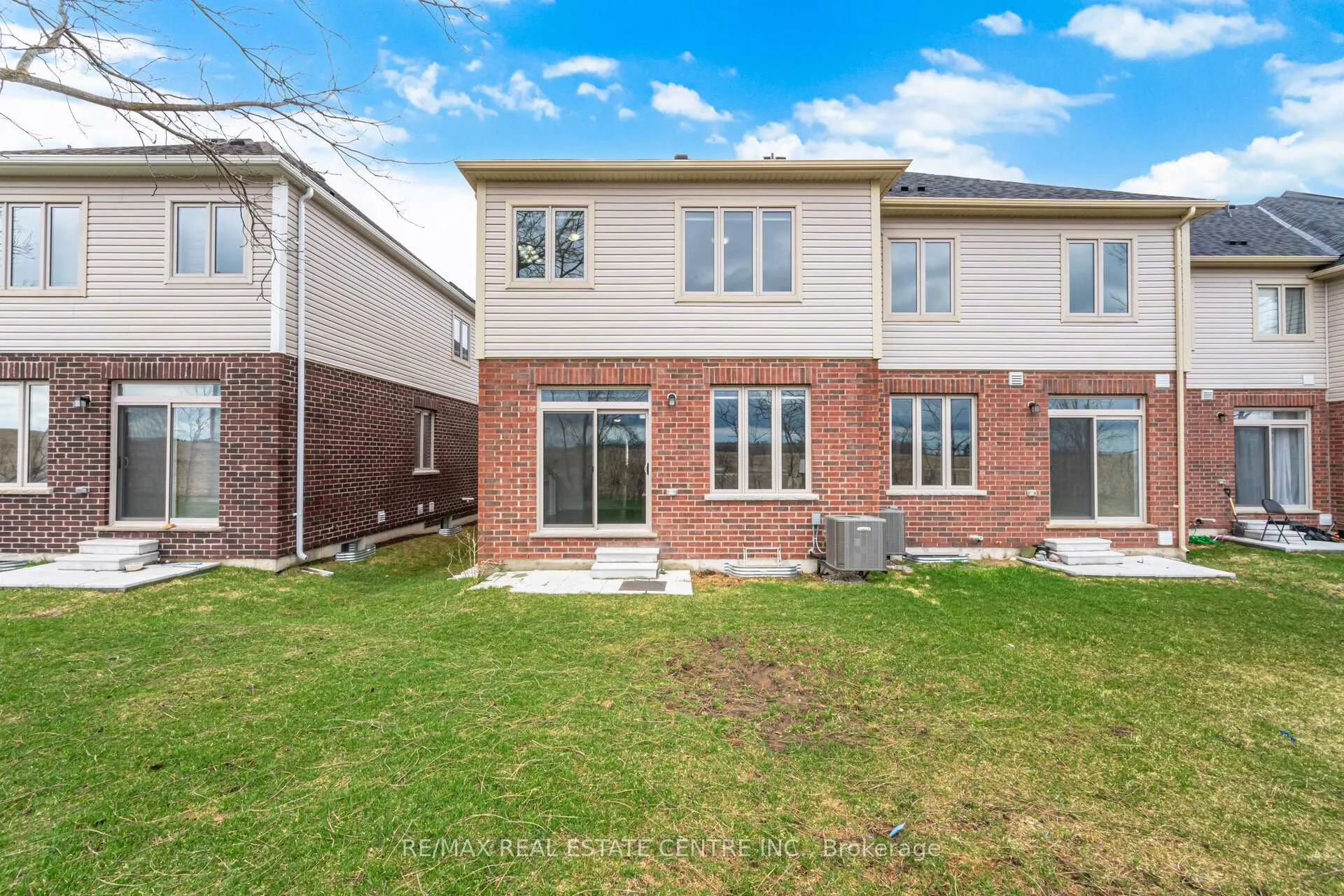 Photo 34 of 212 Broadacre Drive, Kitchener — HOMEH
