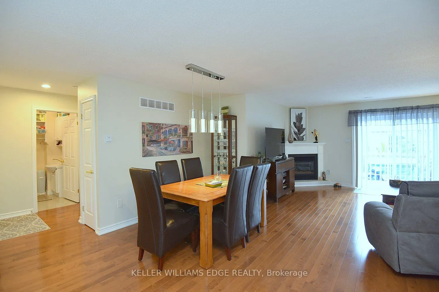 Photo 12 of Unit 8, 20 Meadowlands Boulevard, Hamilton, Meadowlands — HOMEH