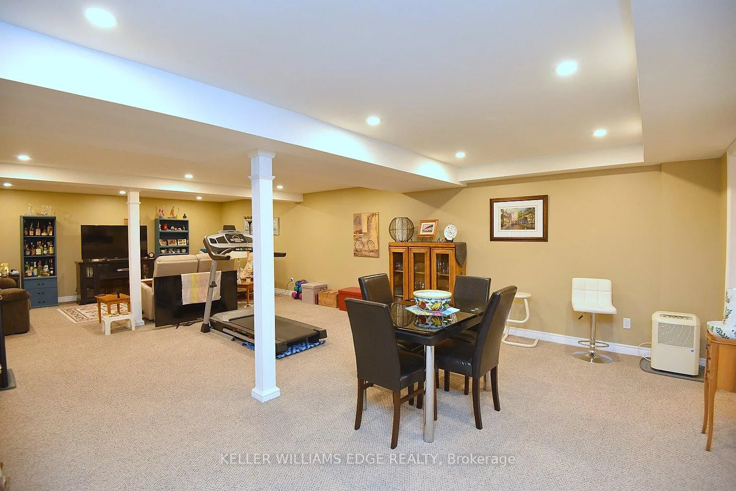 Photo 27 of Unit 8, 20 Meadowlands Boulevard, Hamilton, Meadowlands — HOMEH